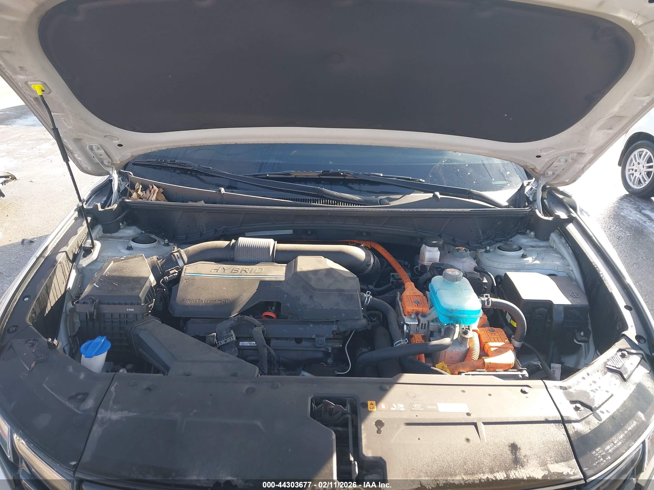 HYUNDAI TUCSON image 10