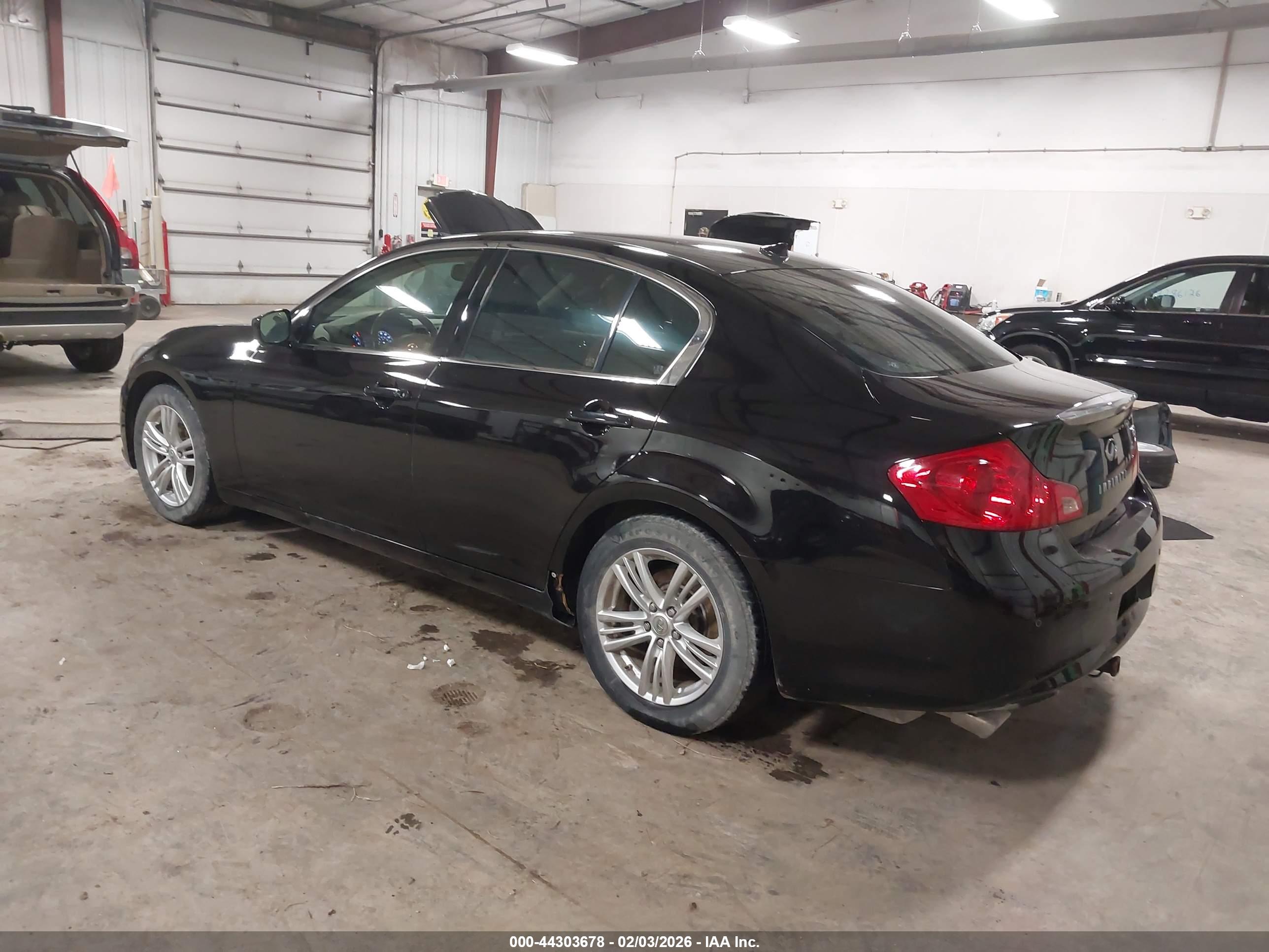 INFINITI G37X image 3