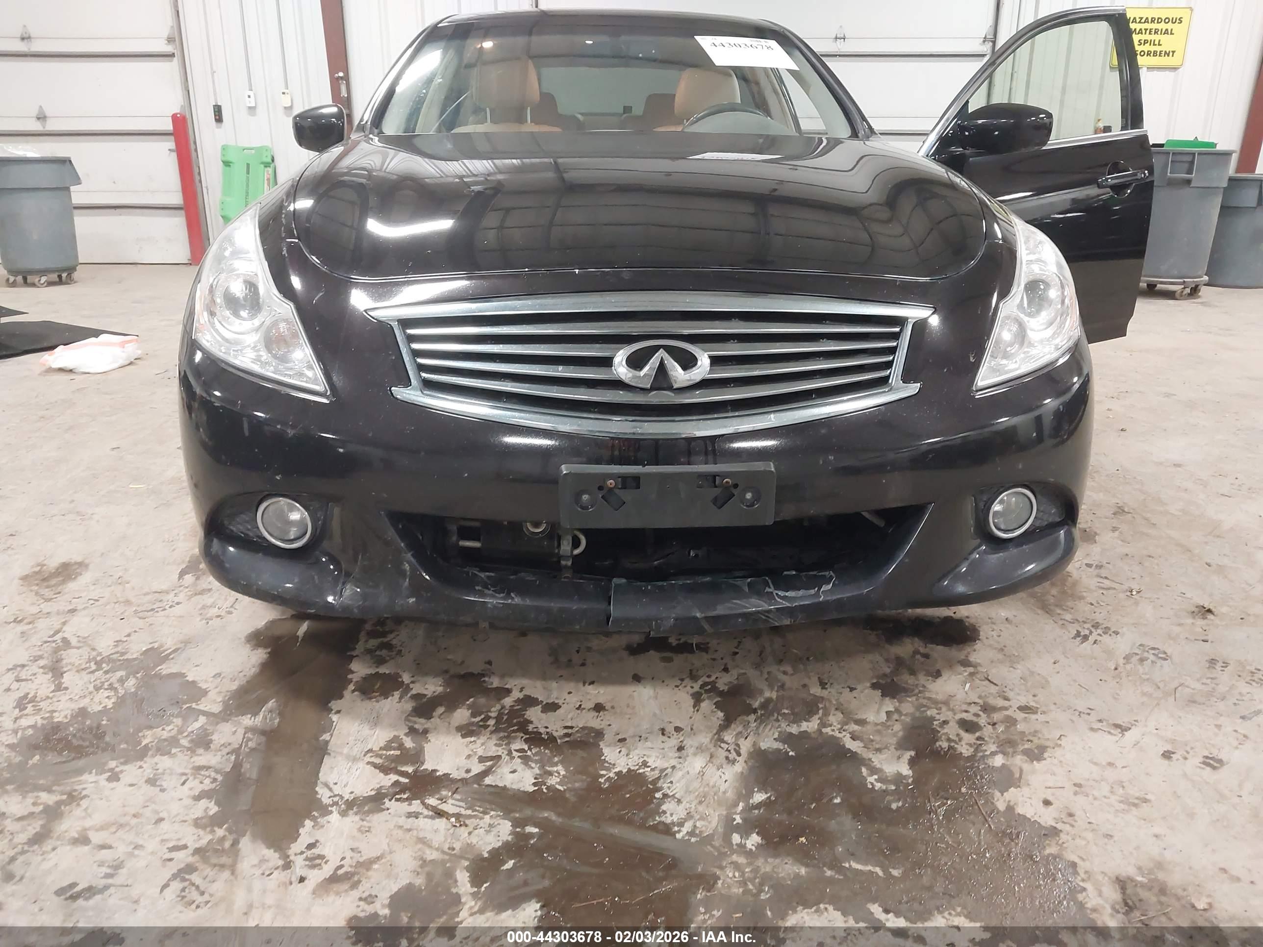 INFINITI G37X image 6