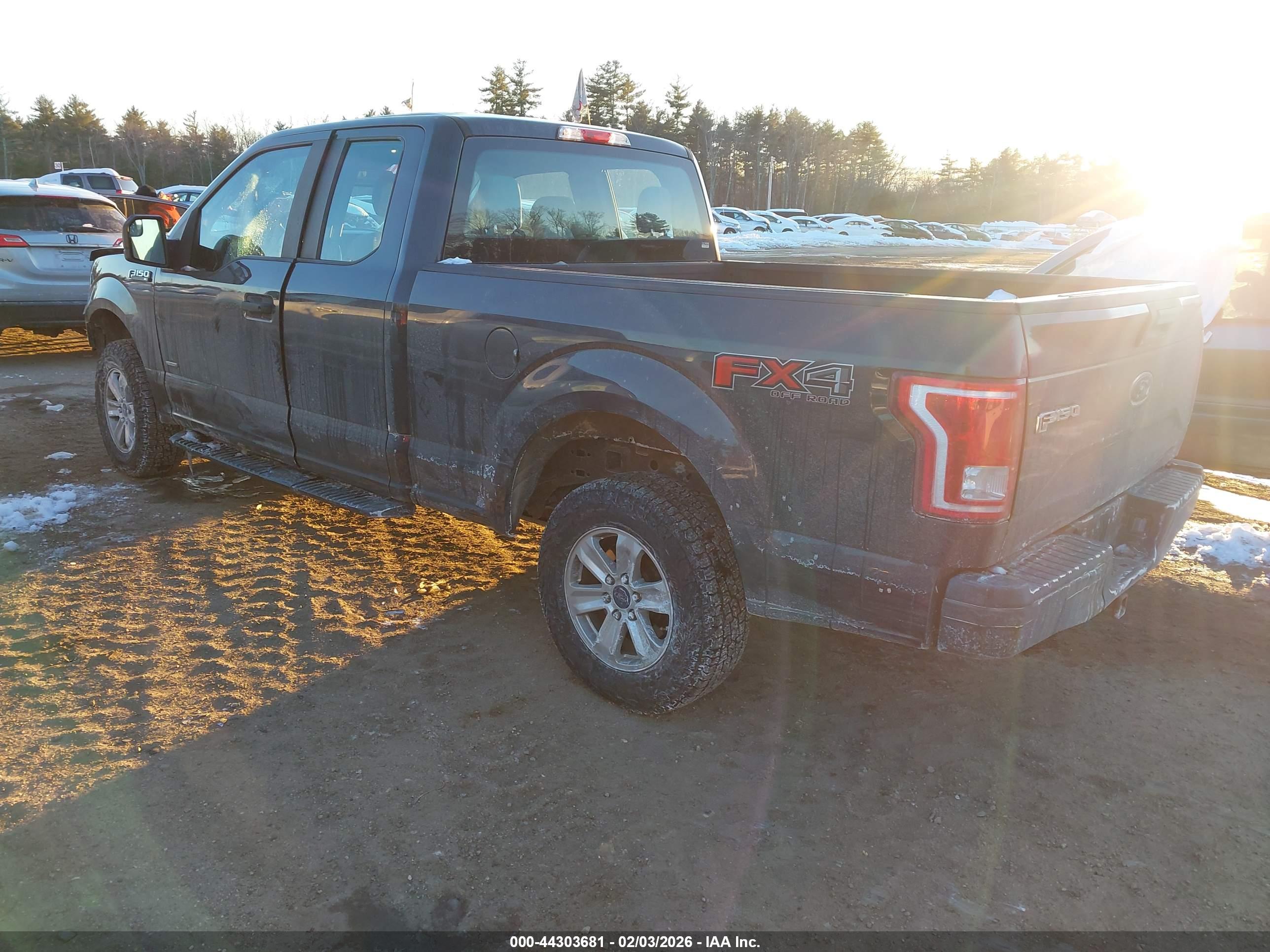 FORD F-150 image 3