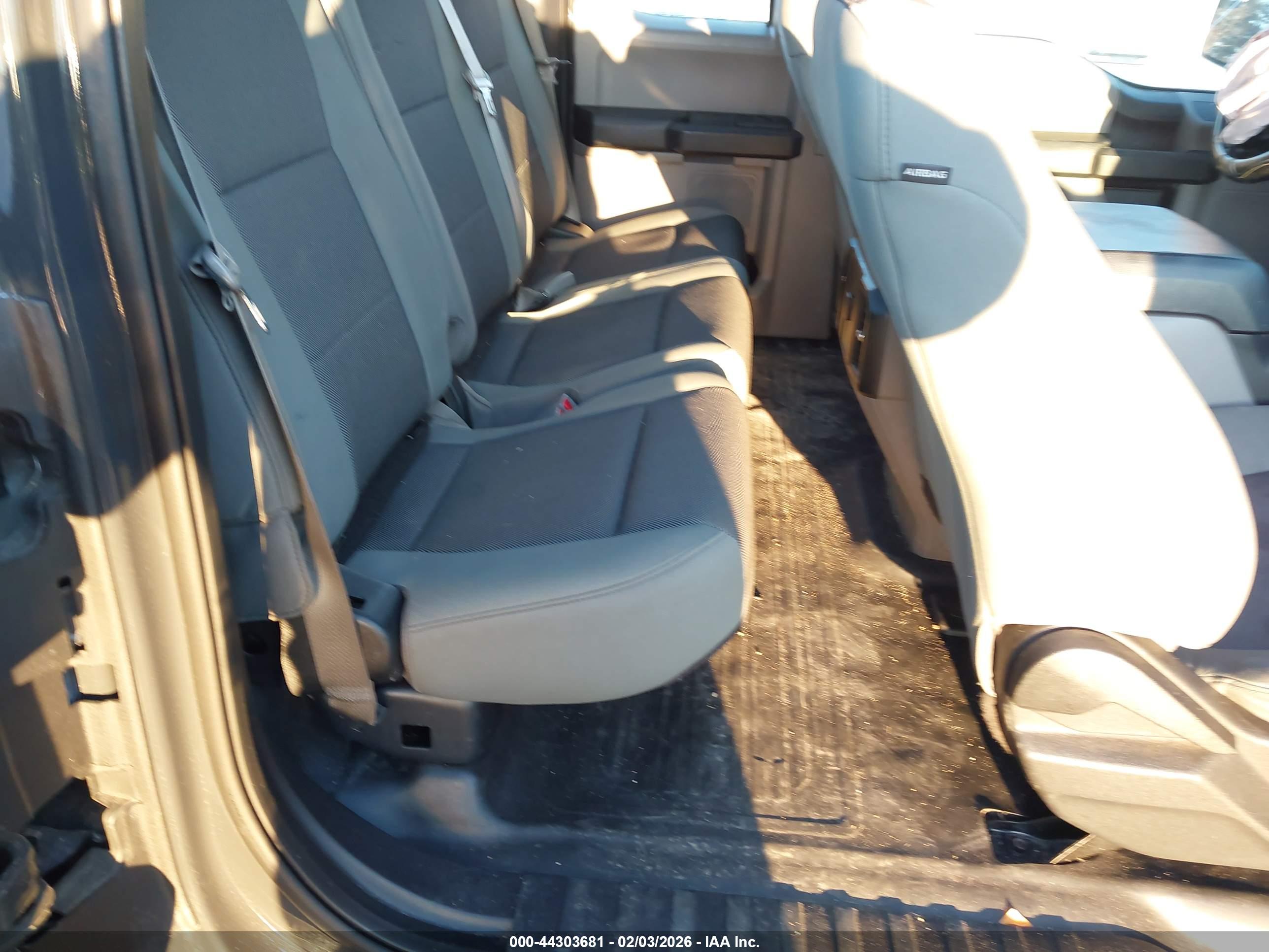FORD F-150 image 8