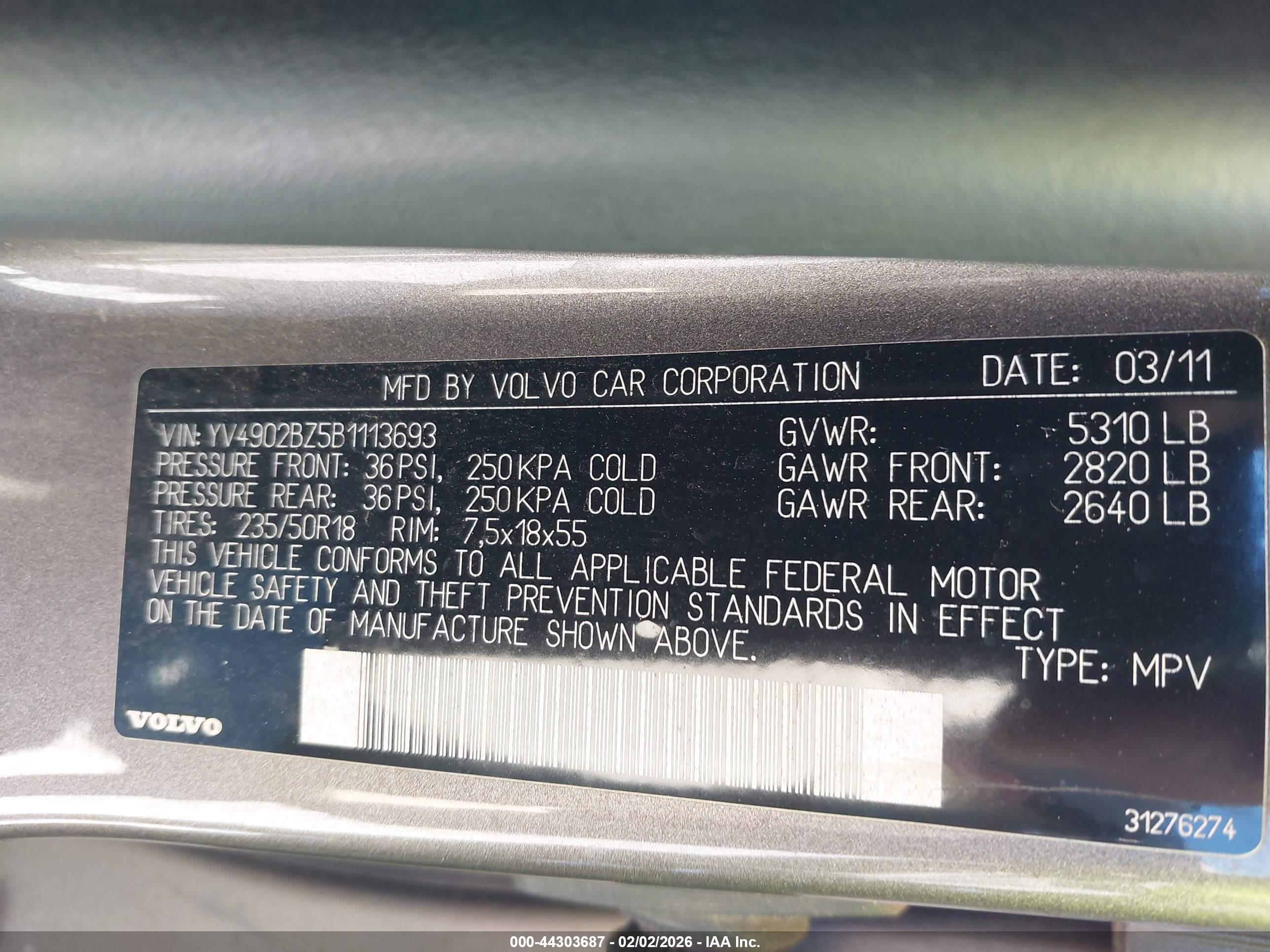 VOLVO XC70 image 9