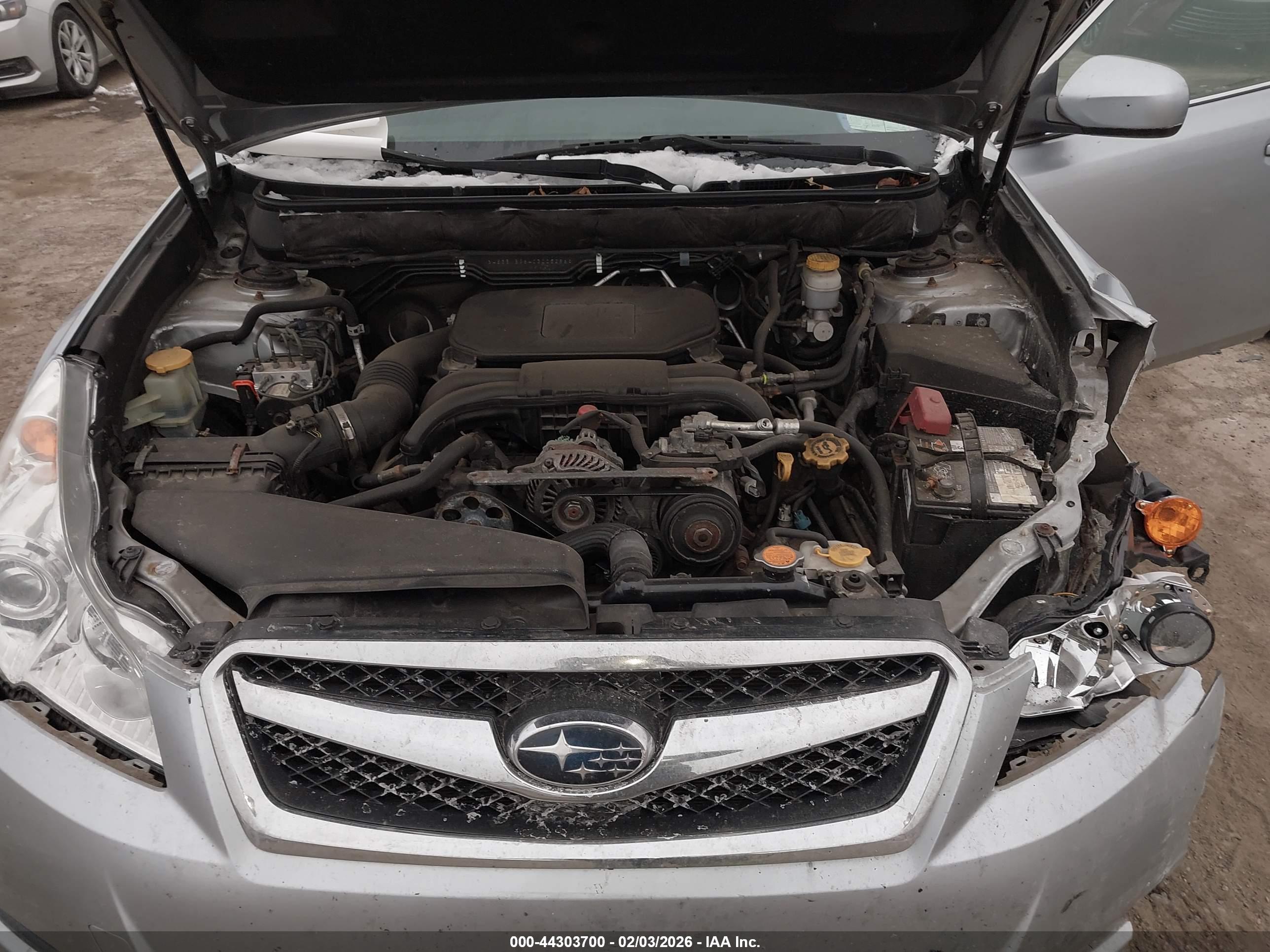 SUBARU LEGACY image 10