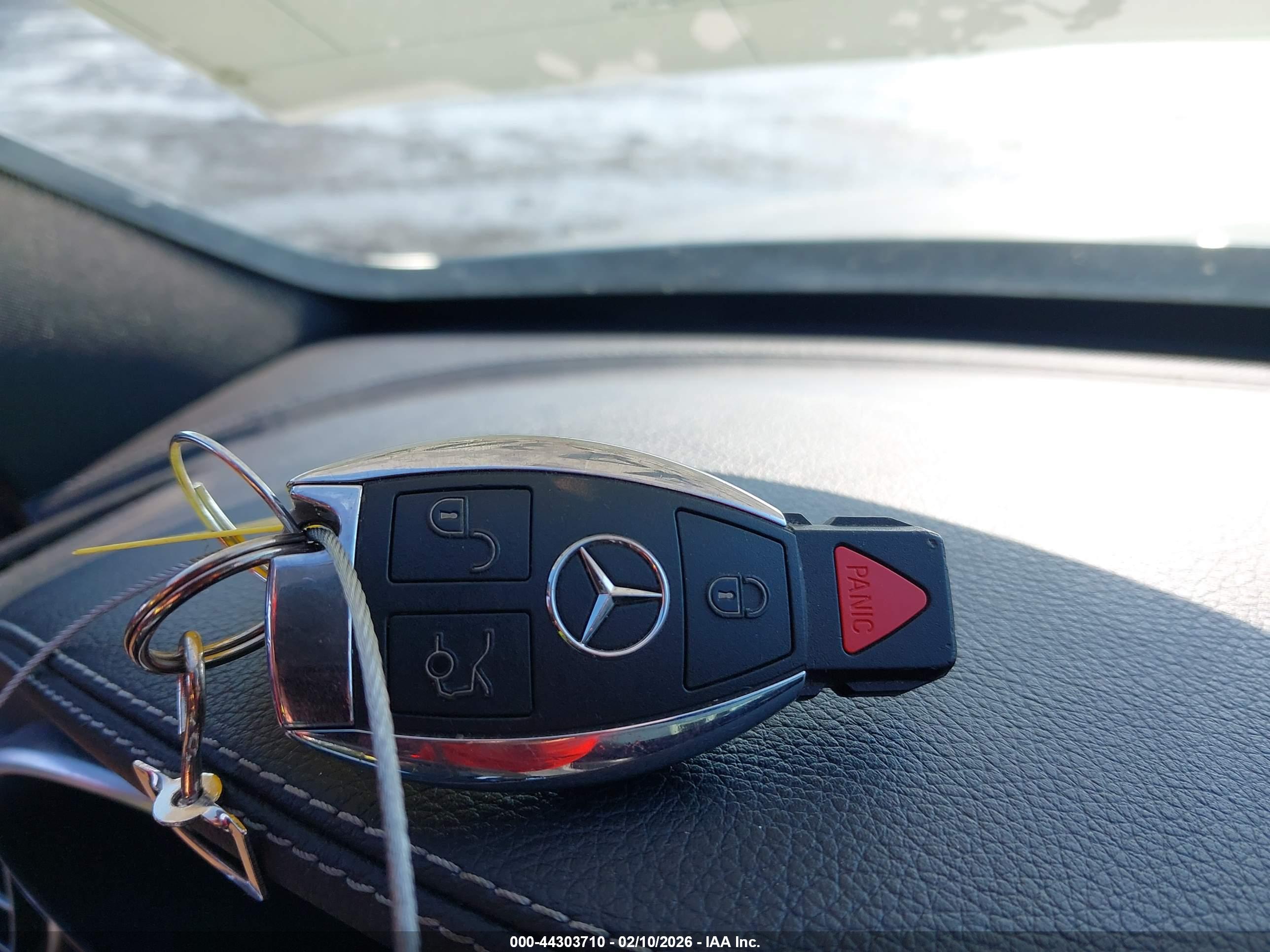 MERCEDES-BENZ C image 11