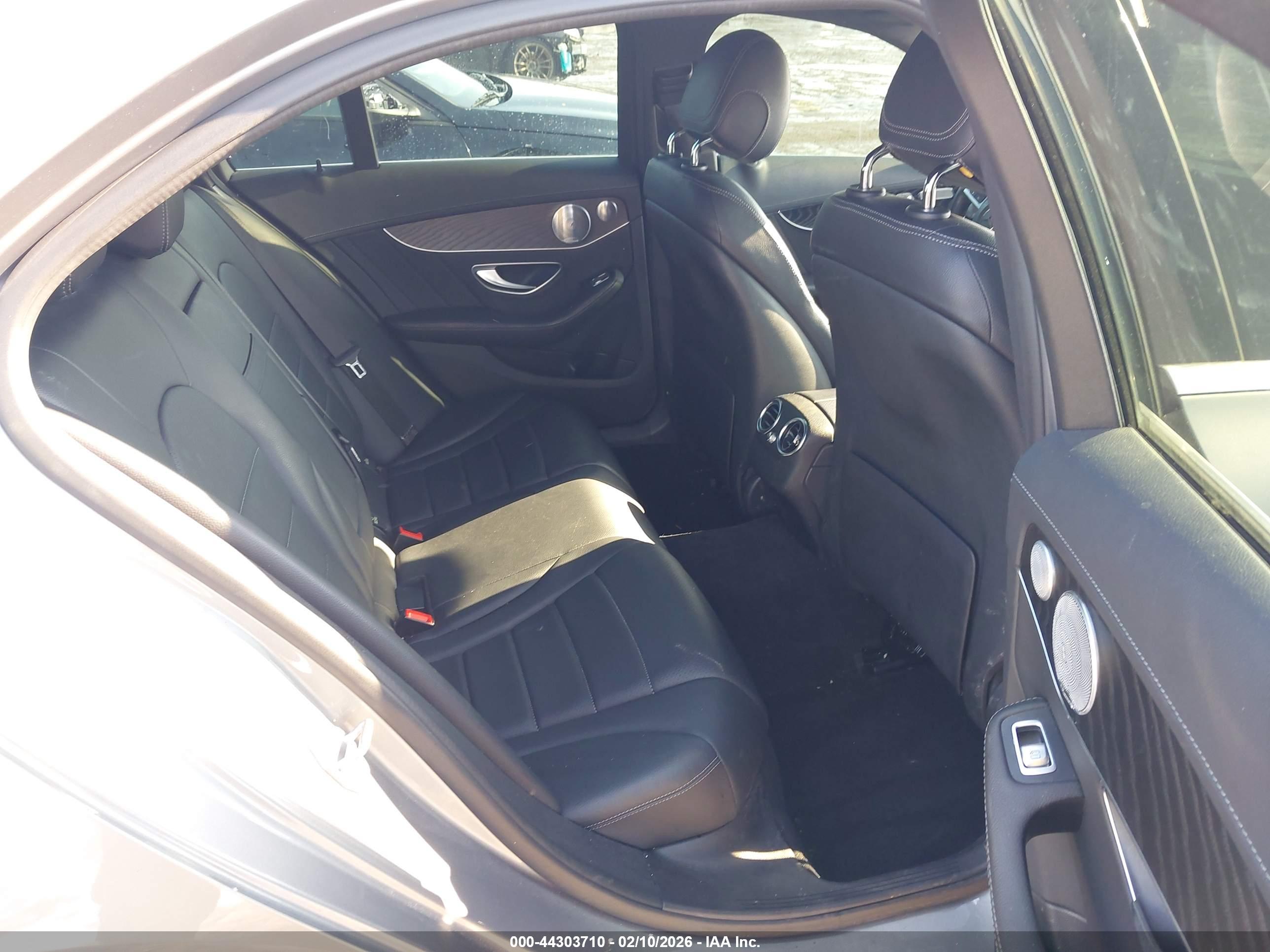 MERCEDES-BENZ C image 8