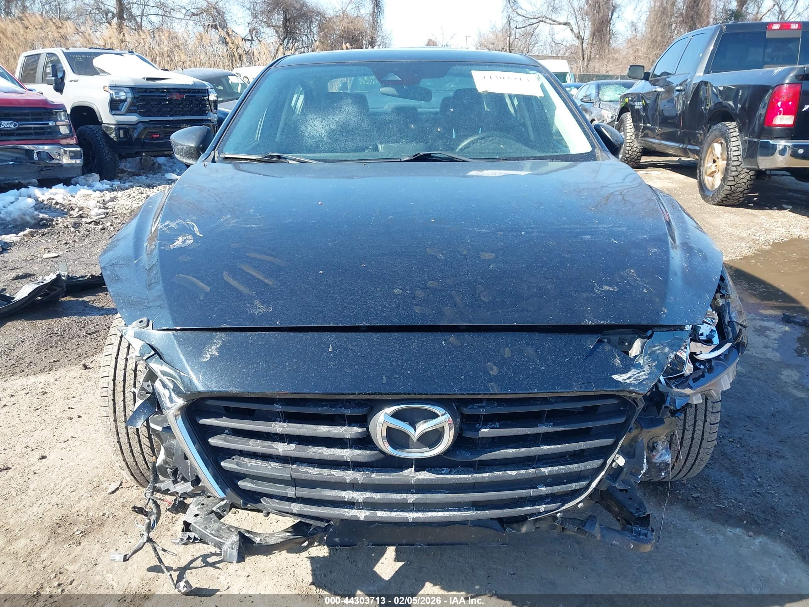 MAZDA MAZDA3 image 6