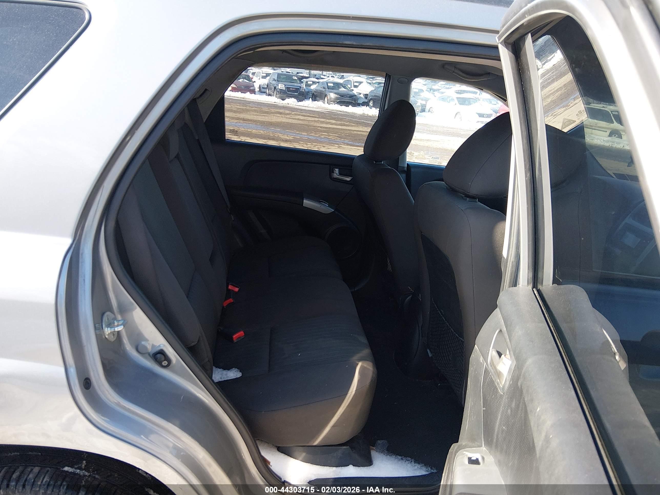 KIA SPORTAGE image 8