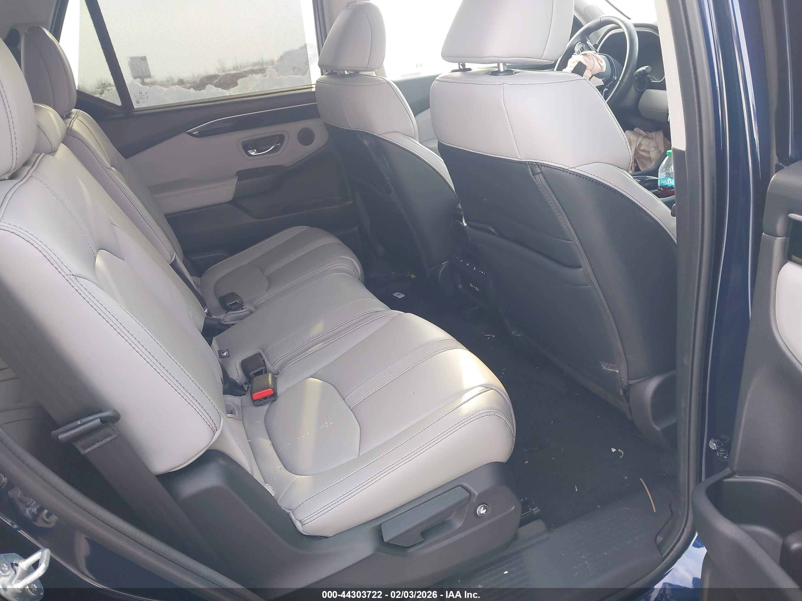 HONDA PILOT image 8