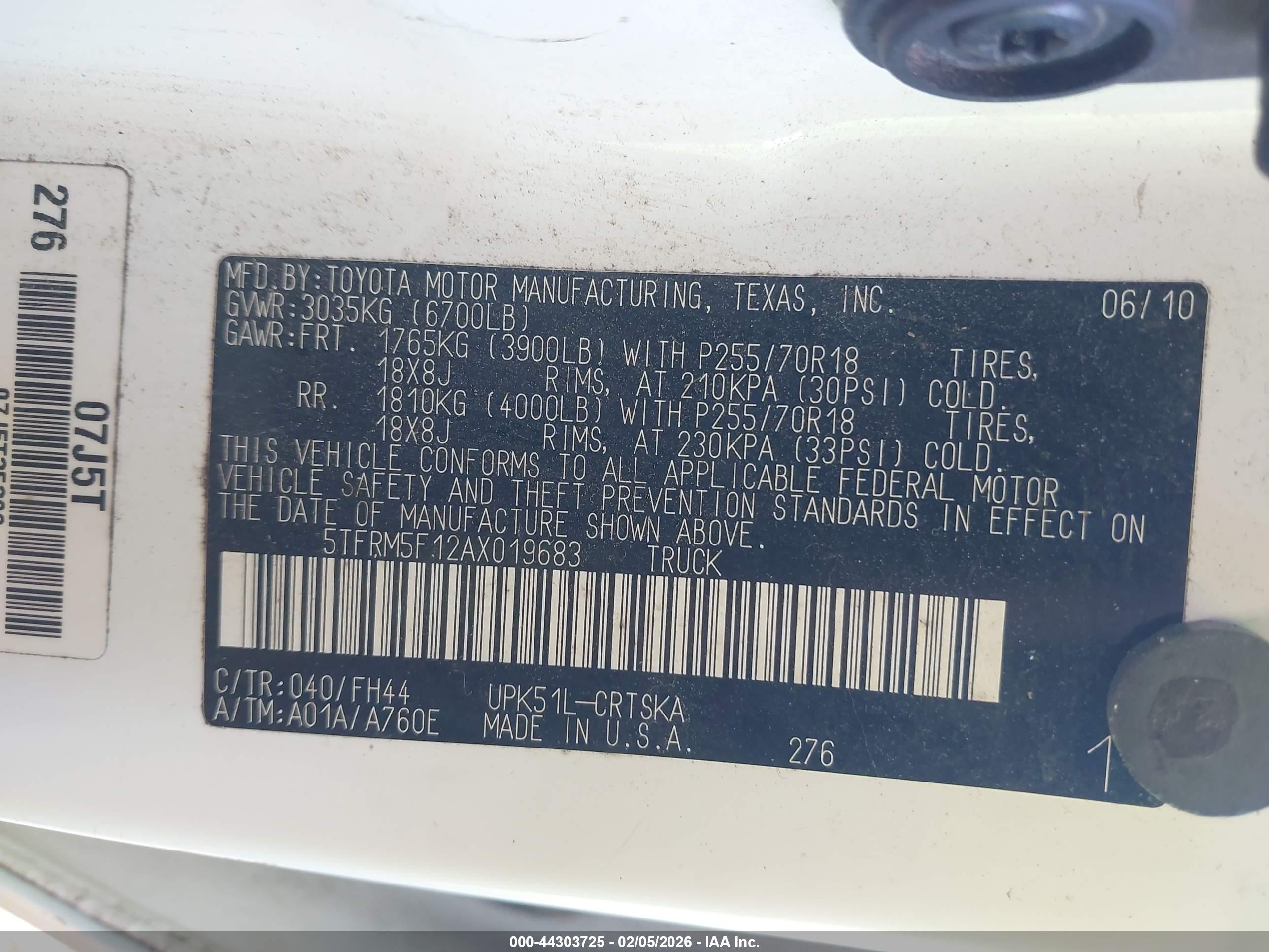 TOYOTA TUNDRA image 9