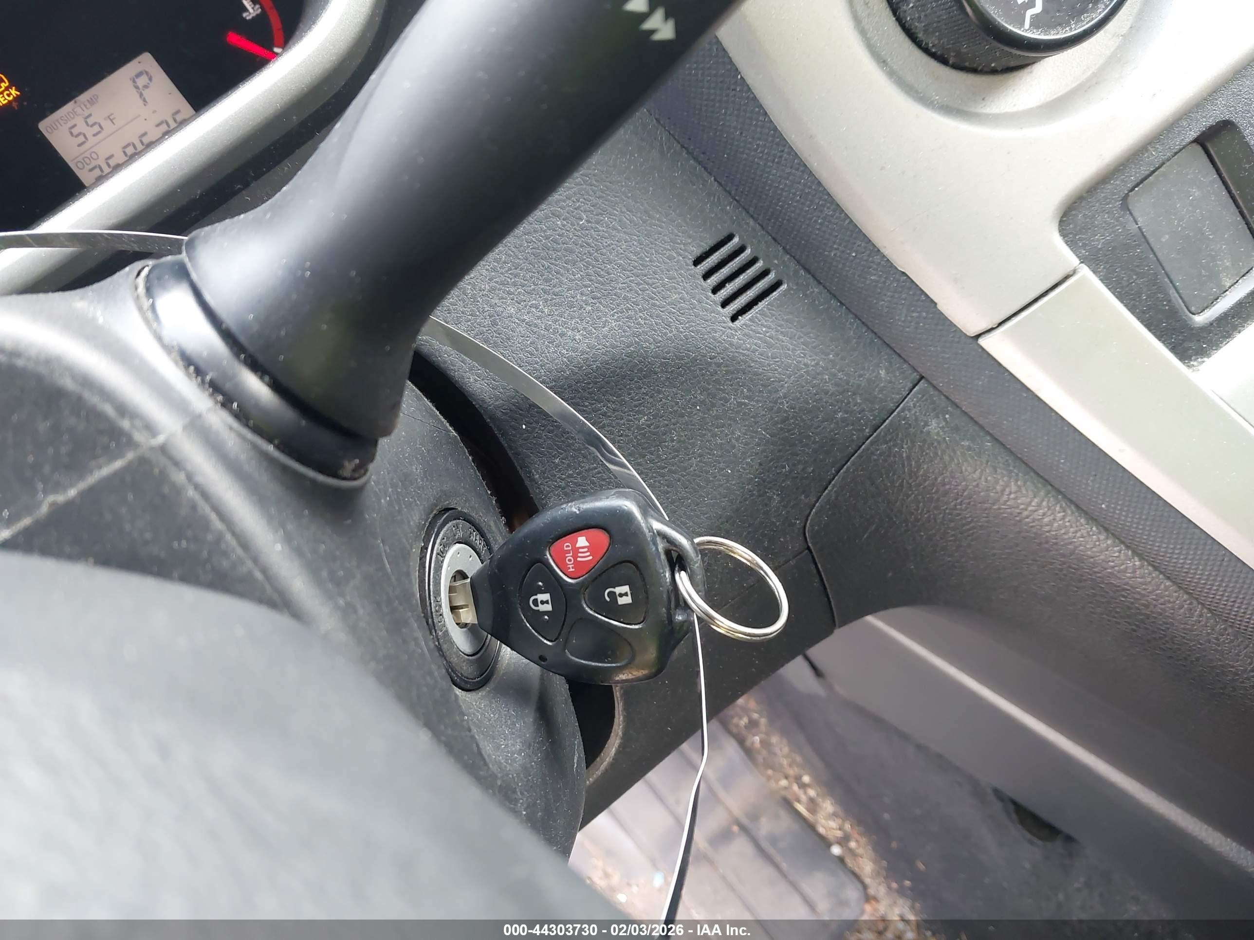 TOYOTA MATRIX image 11