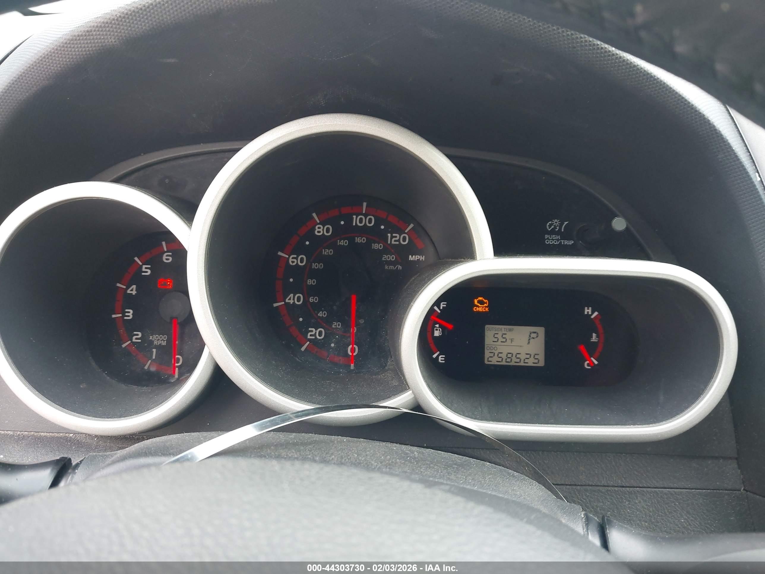 TOYOTA MATRIX image 7