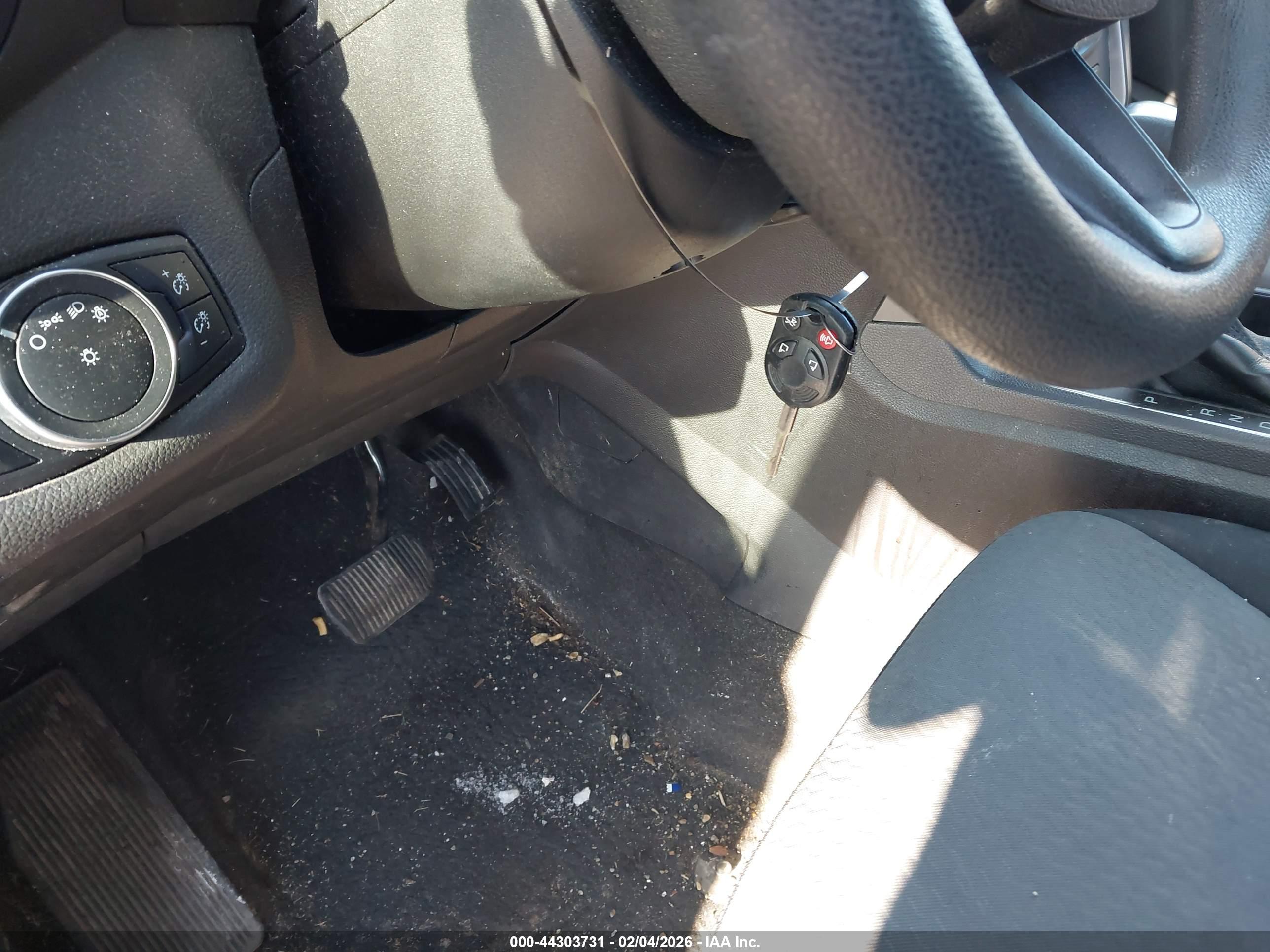 FORD ESCAPE image 11