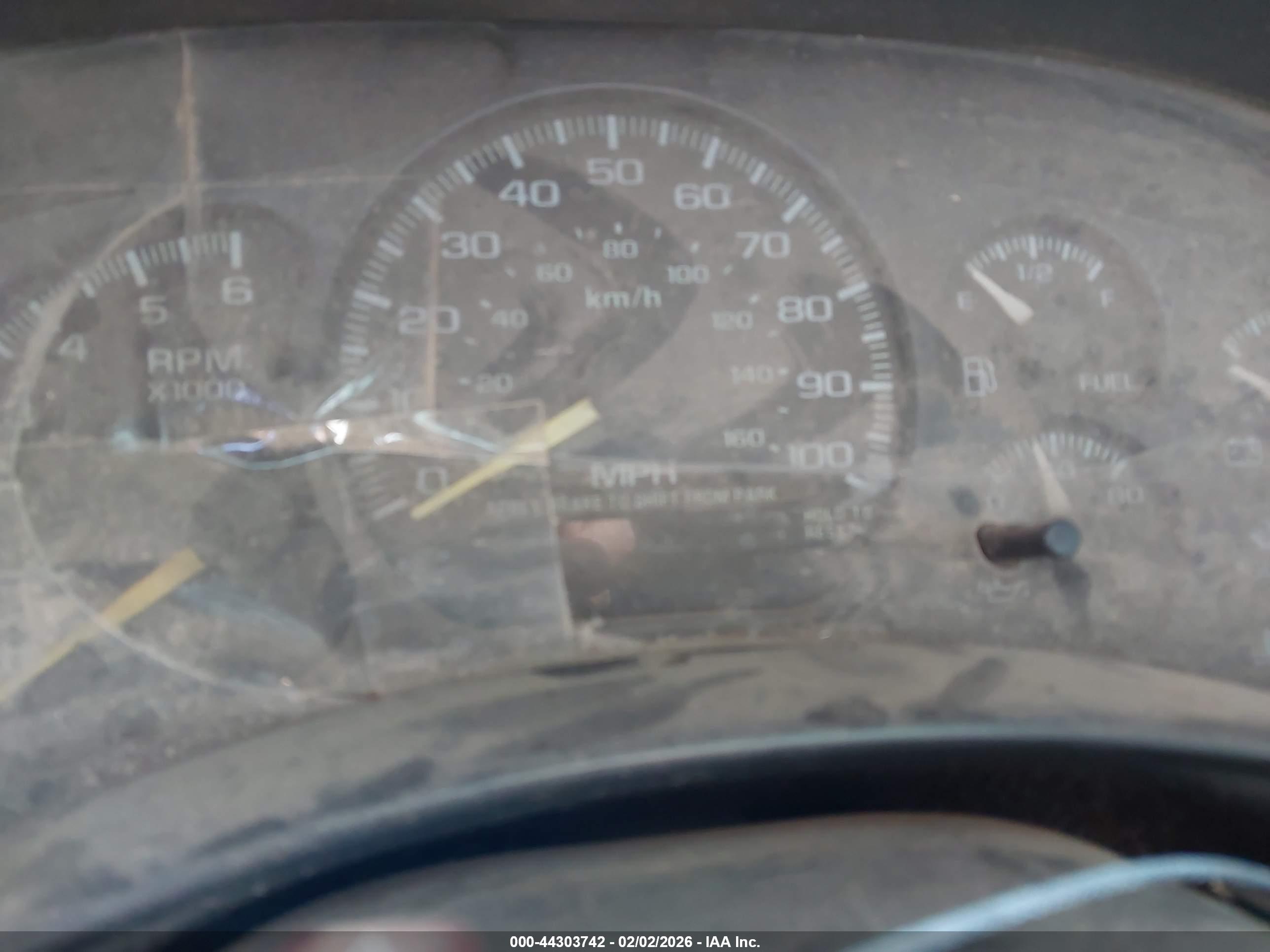 CHEVROLET SILVERADO image 7