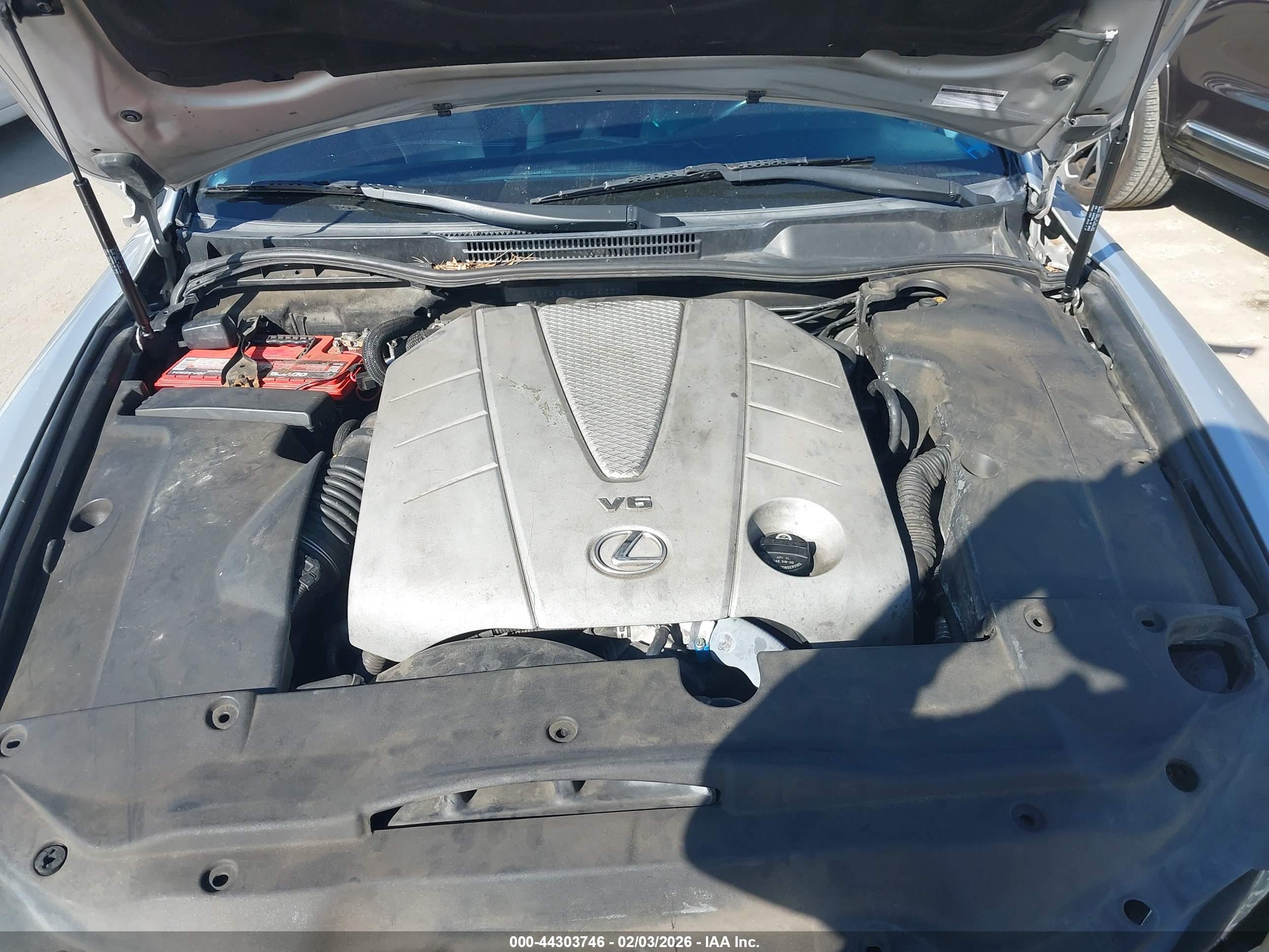 LEXUS IS image 10
