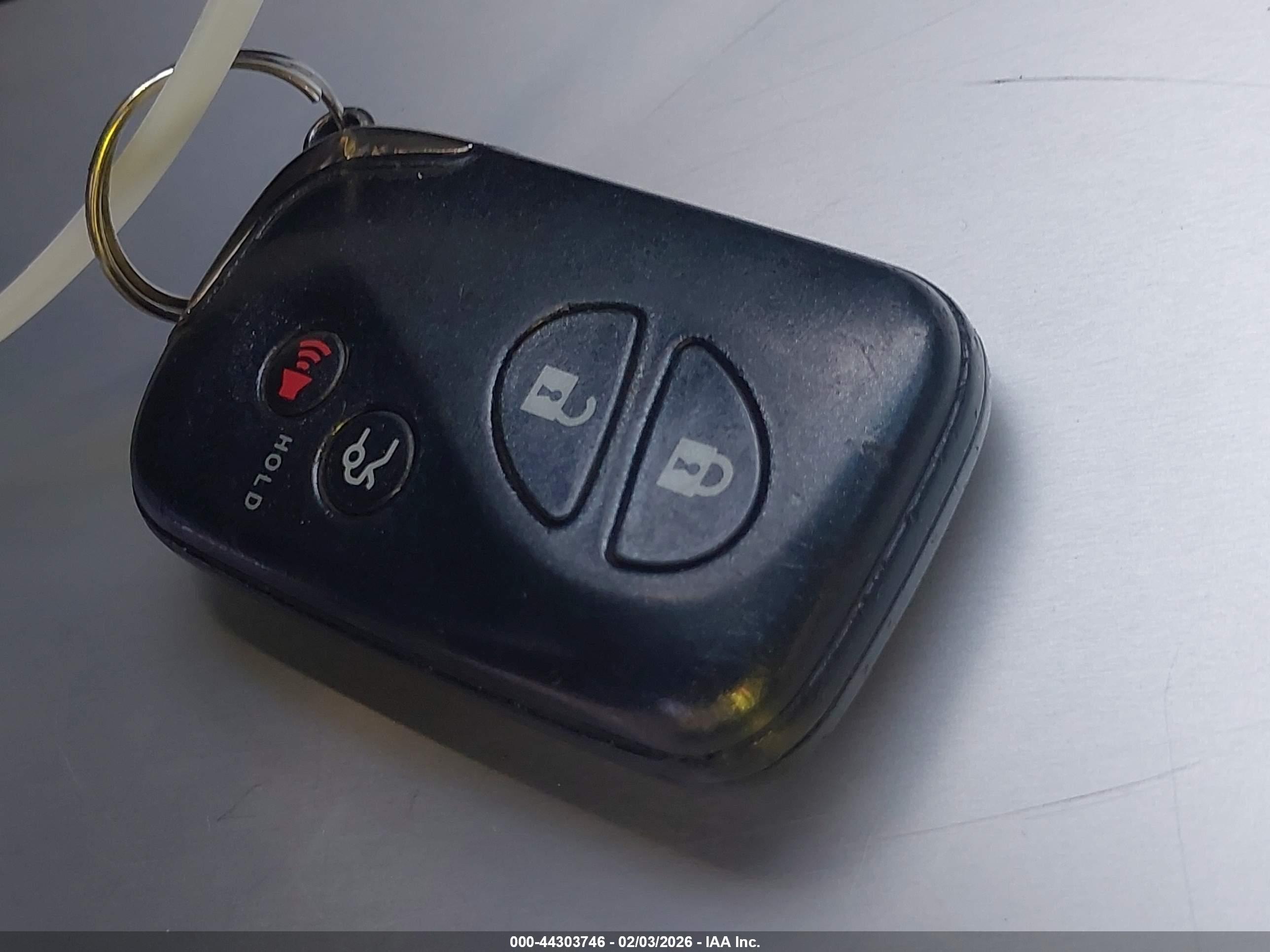 LEXUS IS image 11