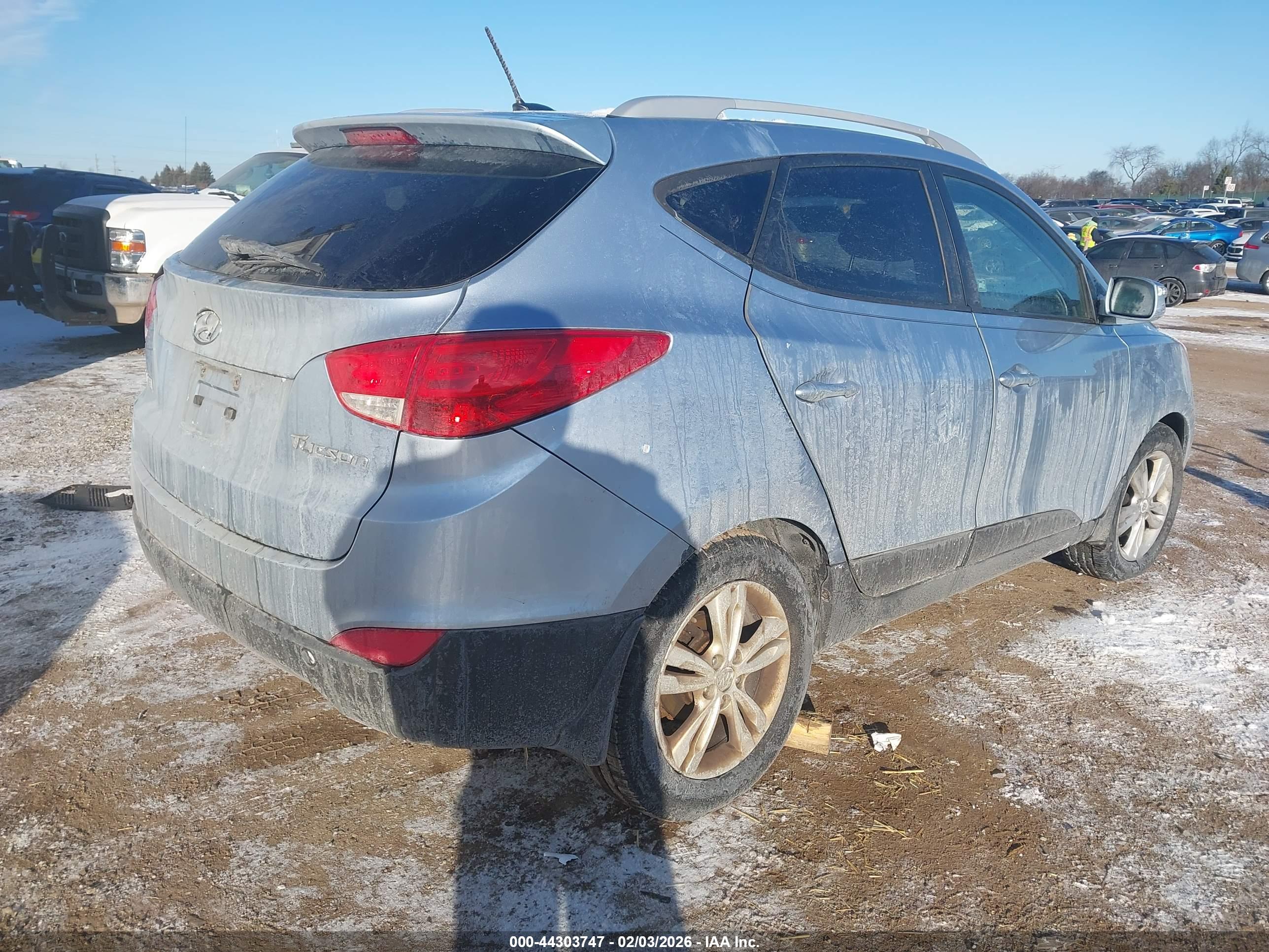 HYUNDAI TUCSON image 4