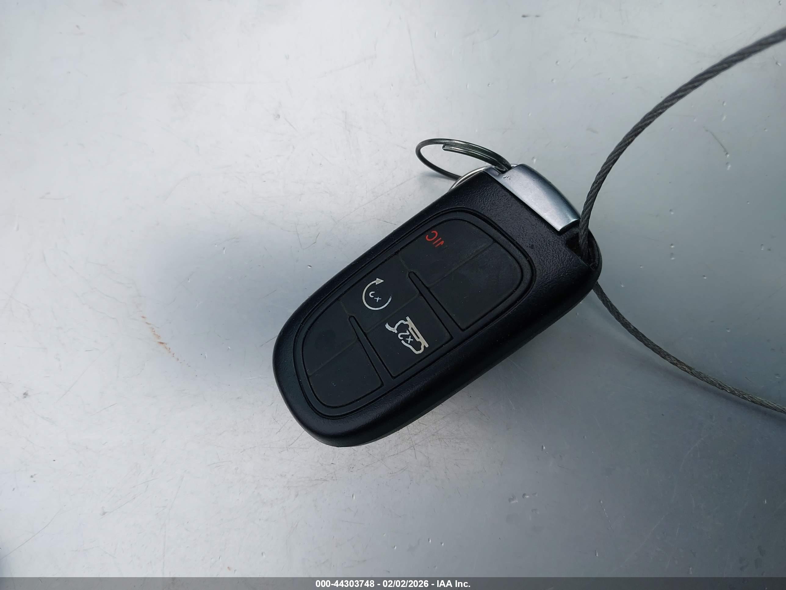 JEEP CHEROKEE image 11