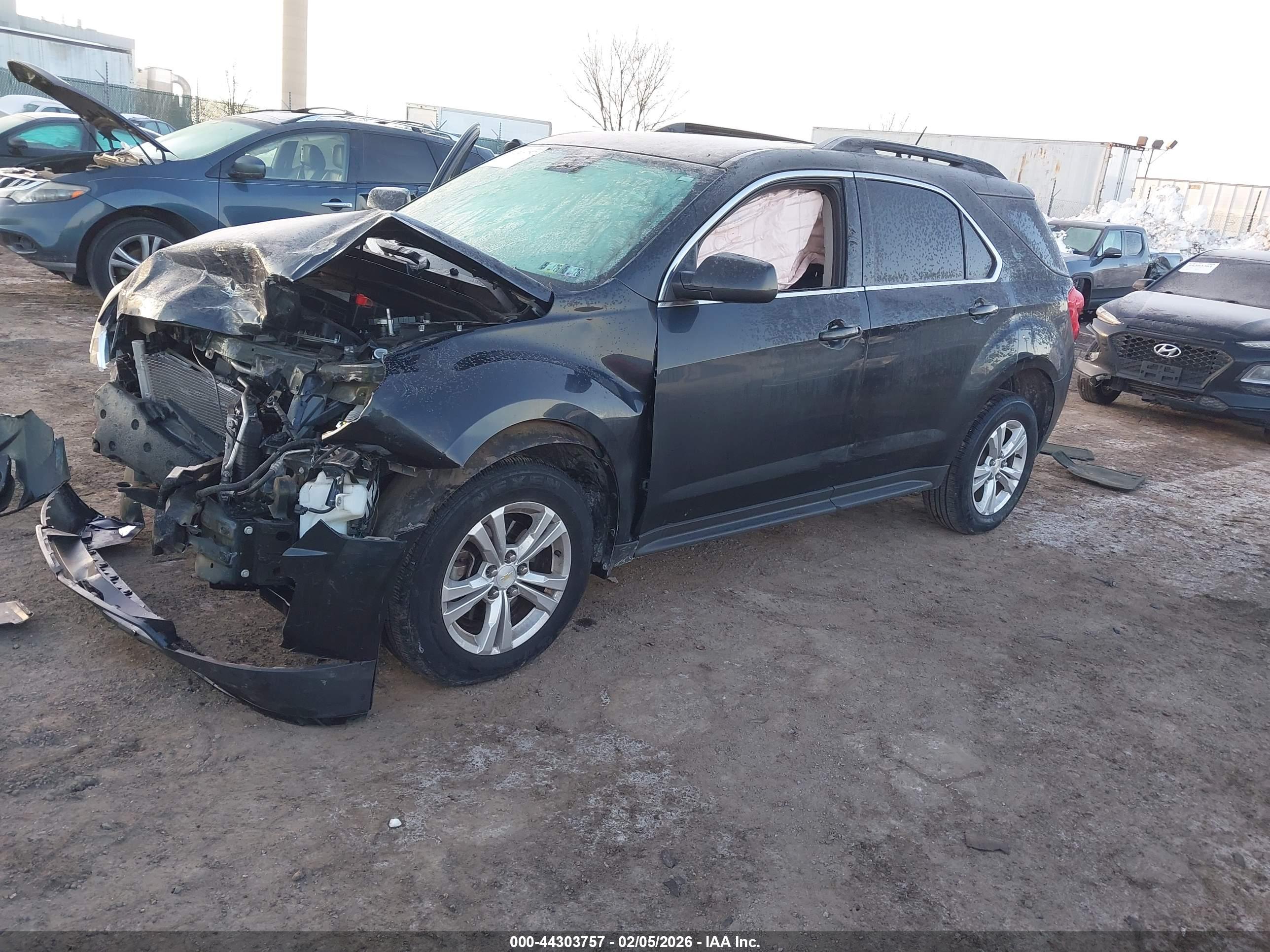 CHEVROLET EQUINOX image 2