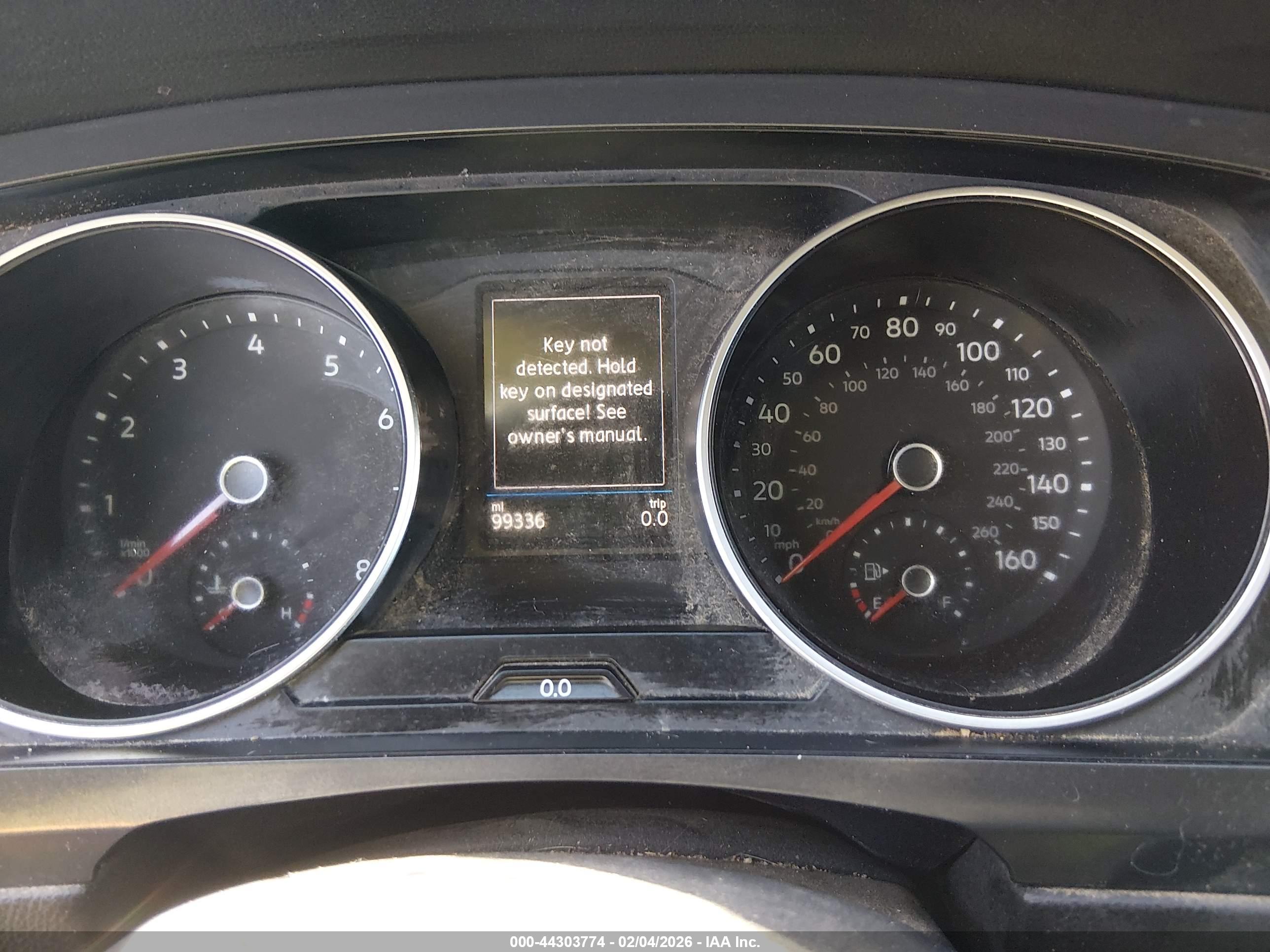 VOLKSWAGEN TIGUAN image 7