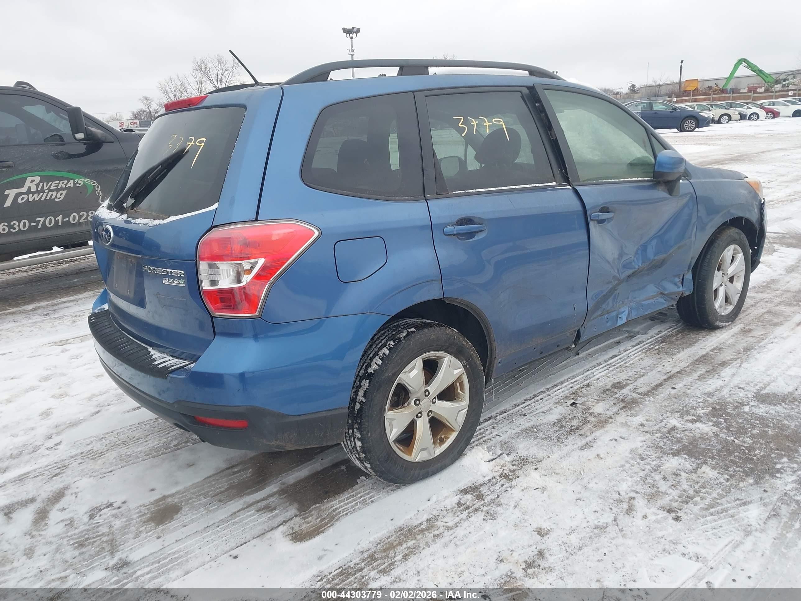 SUBARU FORESTER image 4