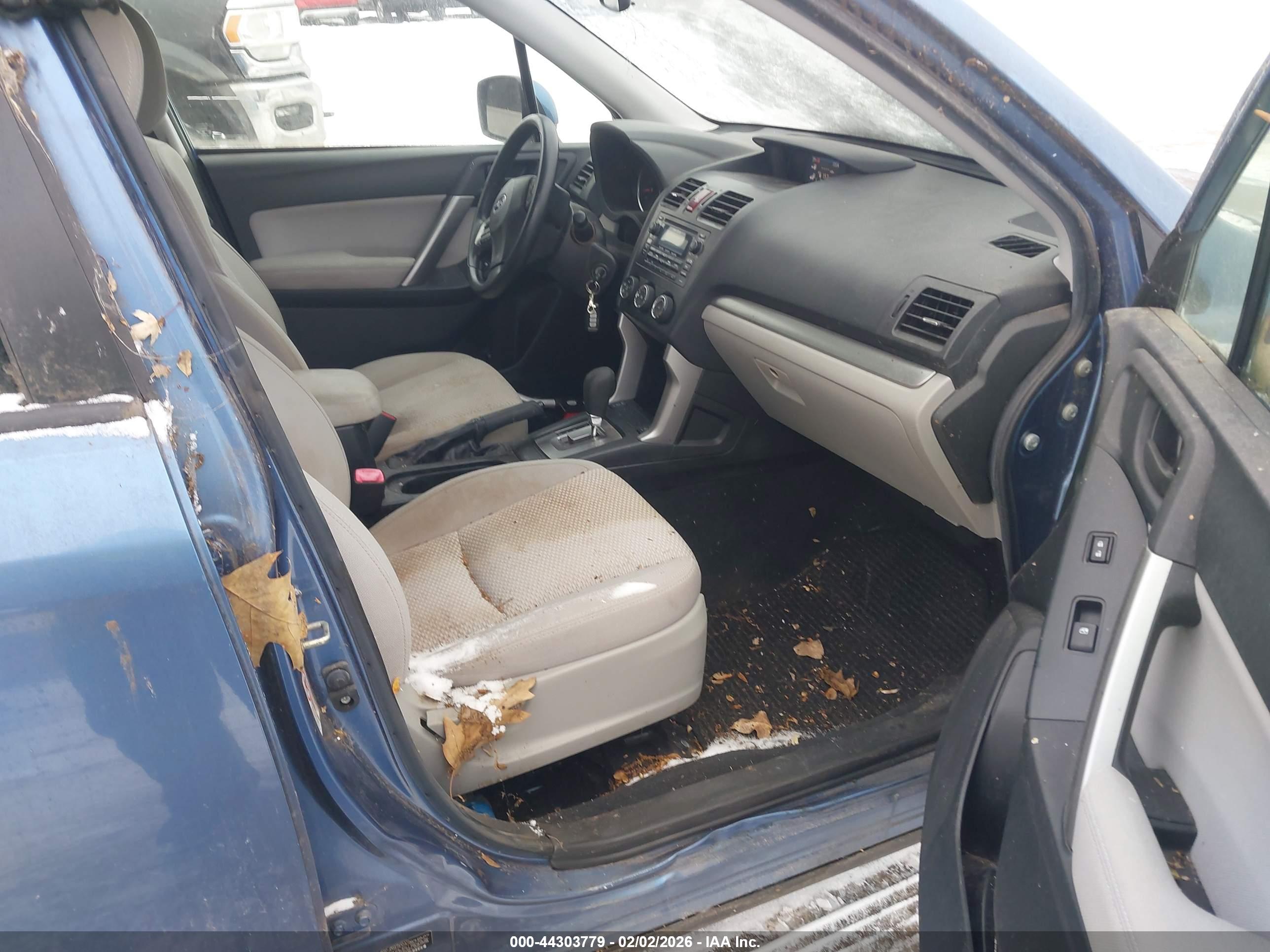 SUBARU FORESTER image 5