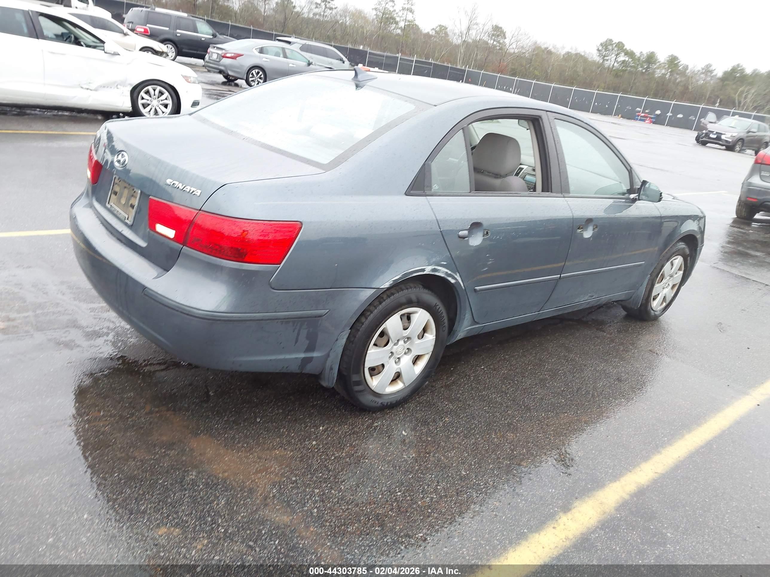 HYUNDAI SONATA image 4