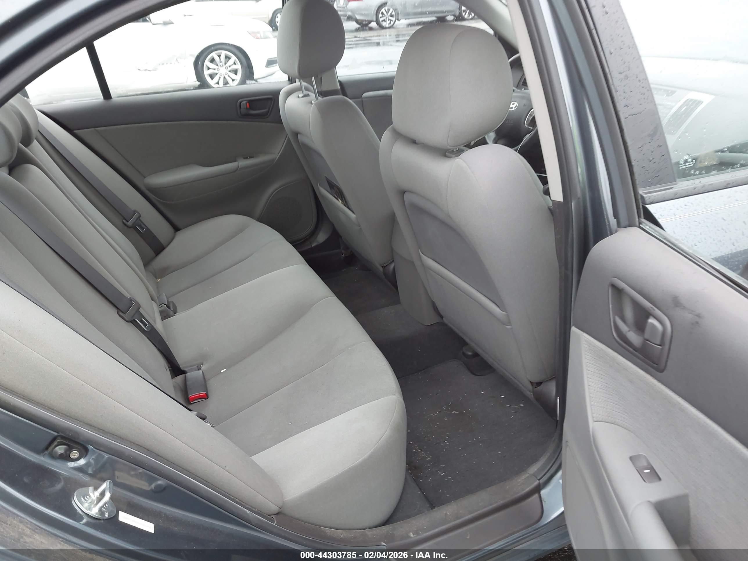 HYUNDAI SONATA image 8