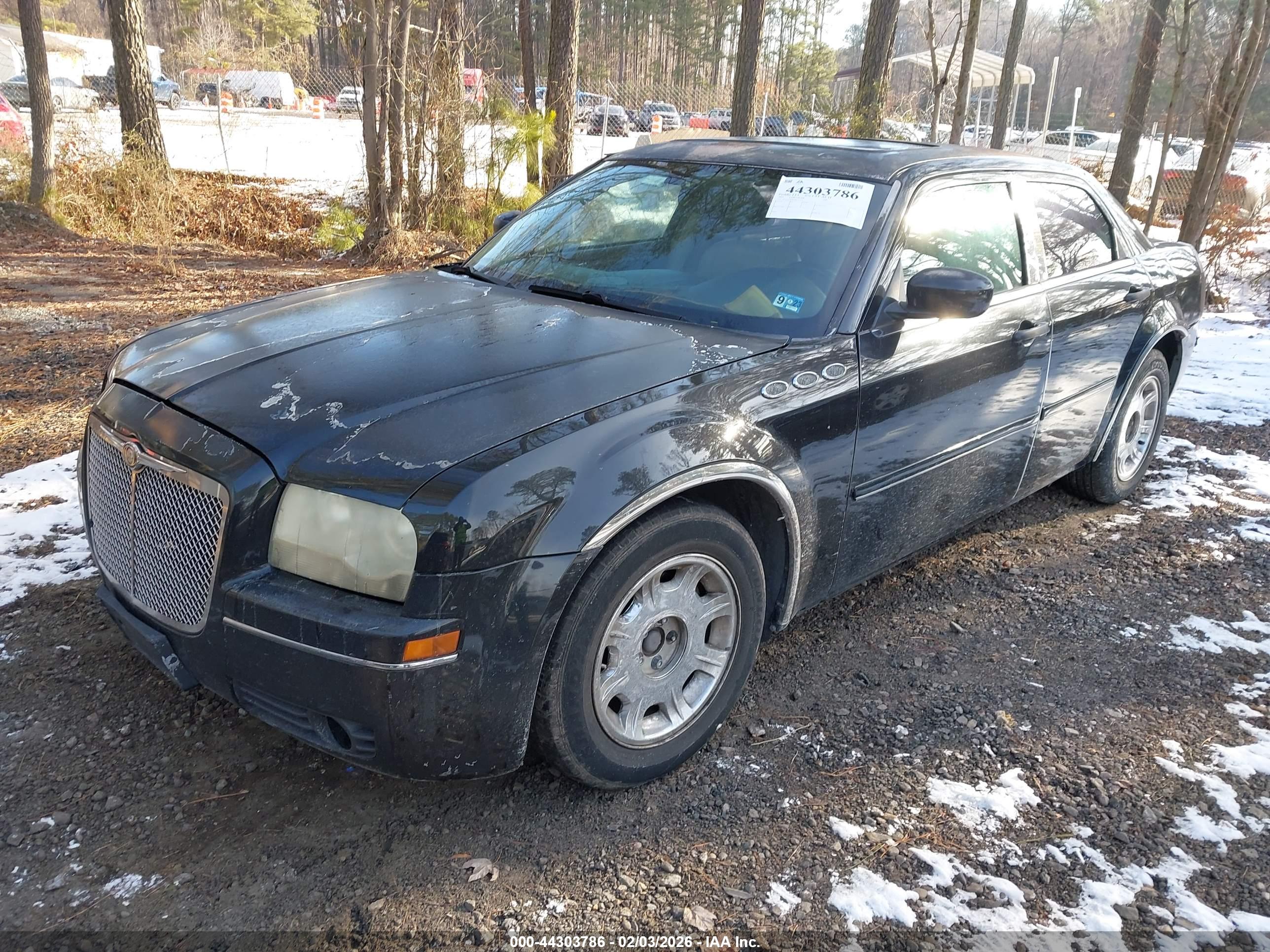 CHRYSLER 300 image 2
