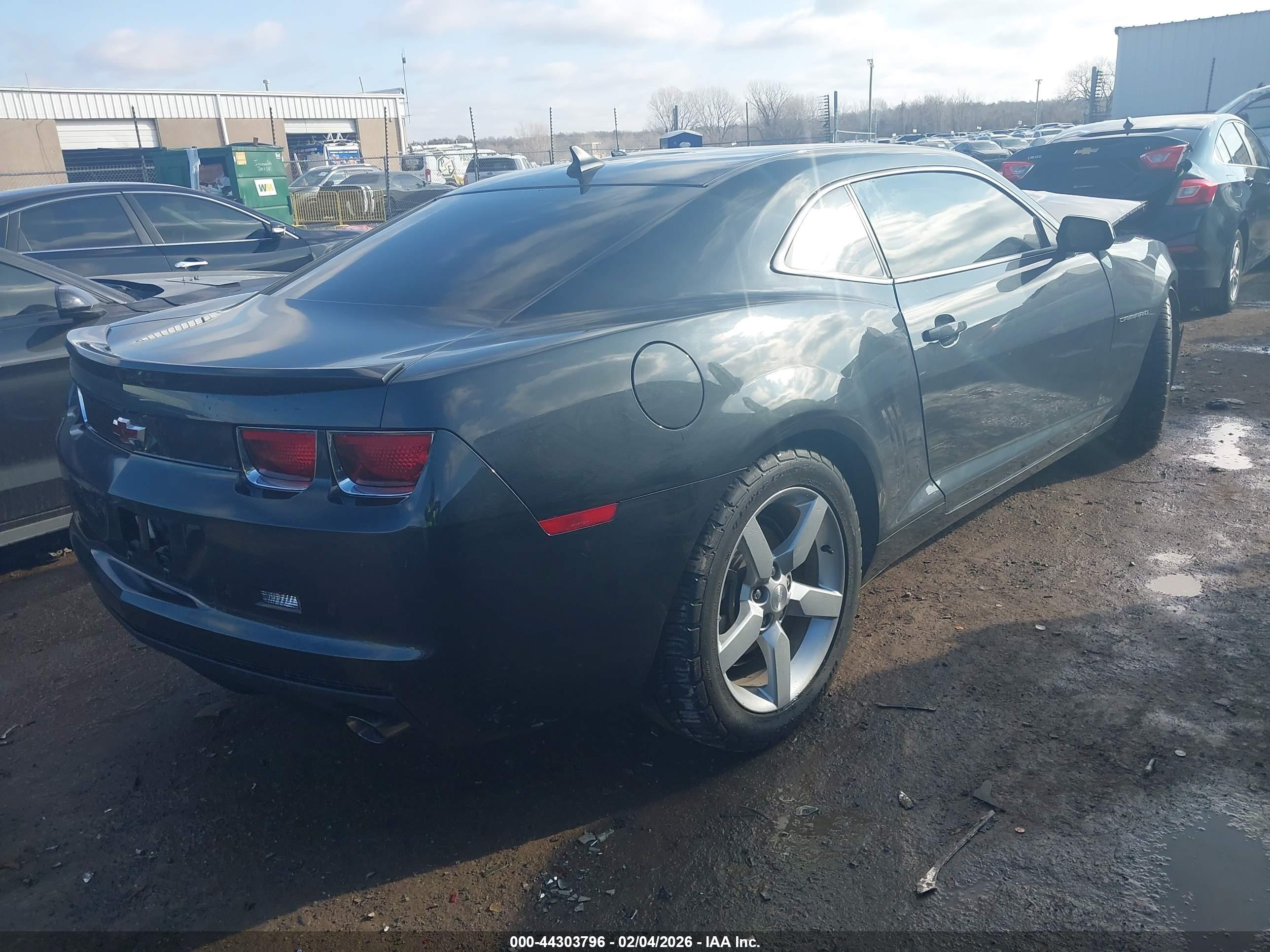CHEVROLET CAMARO image 4
