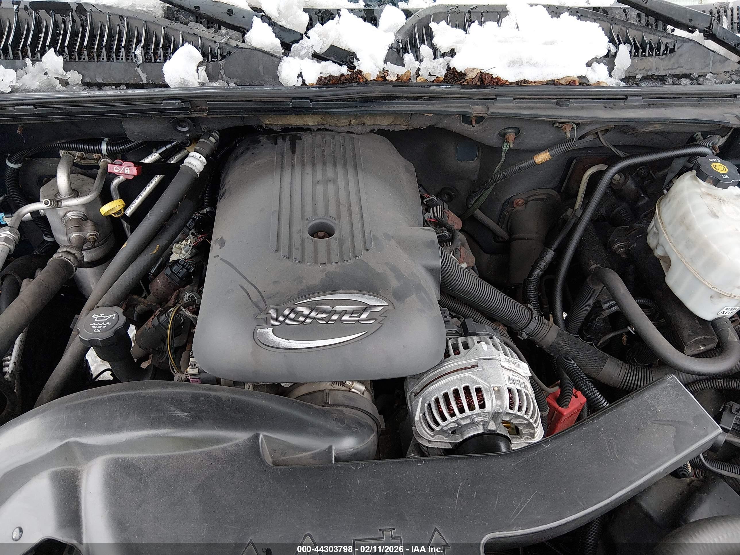 CHEVROLET SUBURBAN image 10