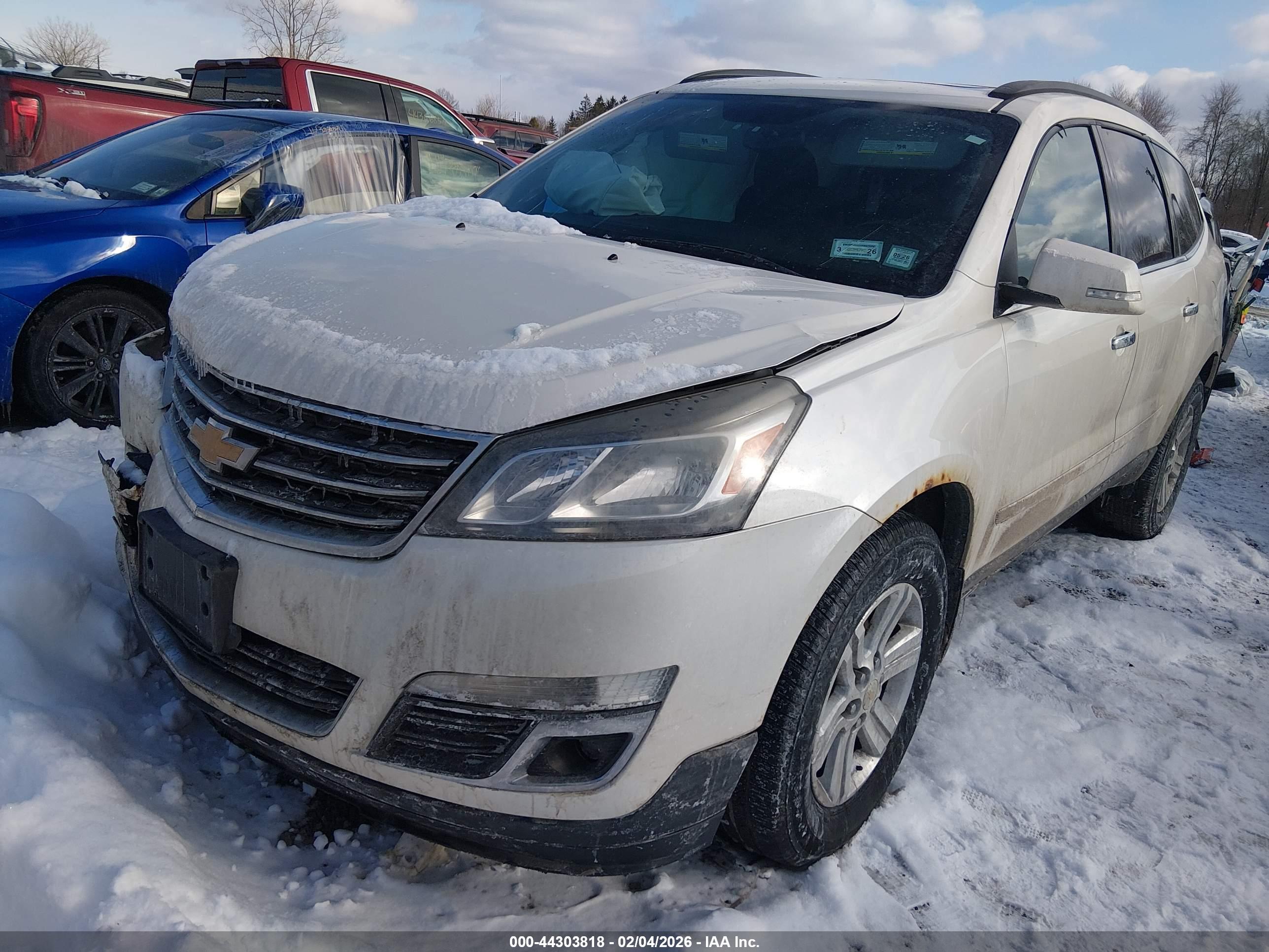 CHEVROLET TRAVERSE image 2
