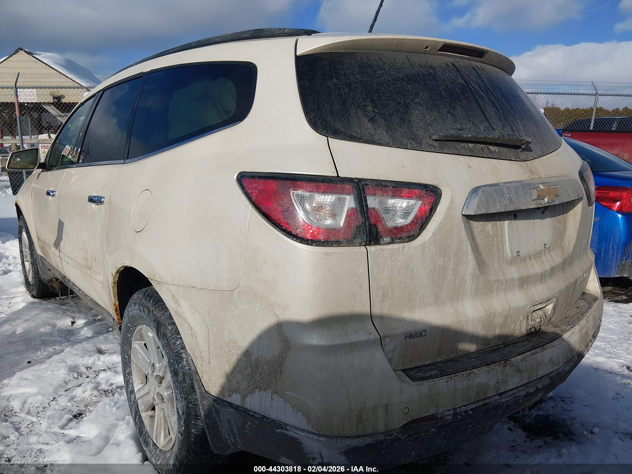 CHEVROLET TRAVERSE image 3