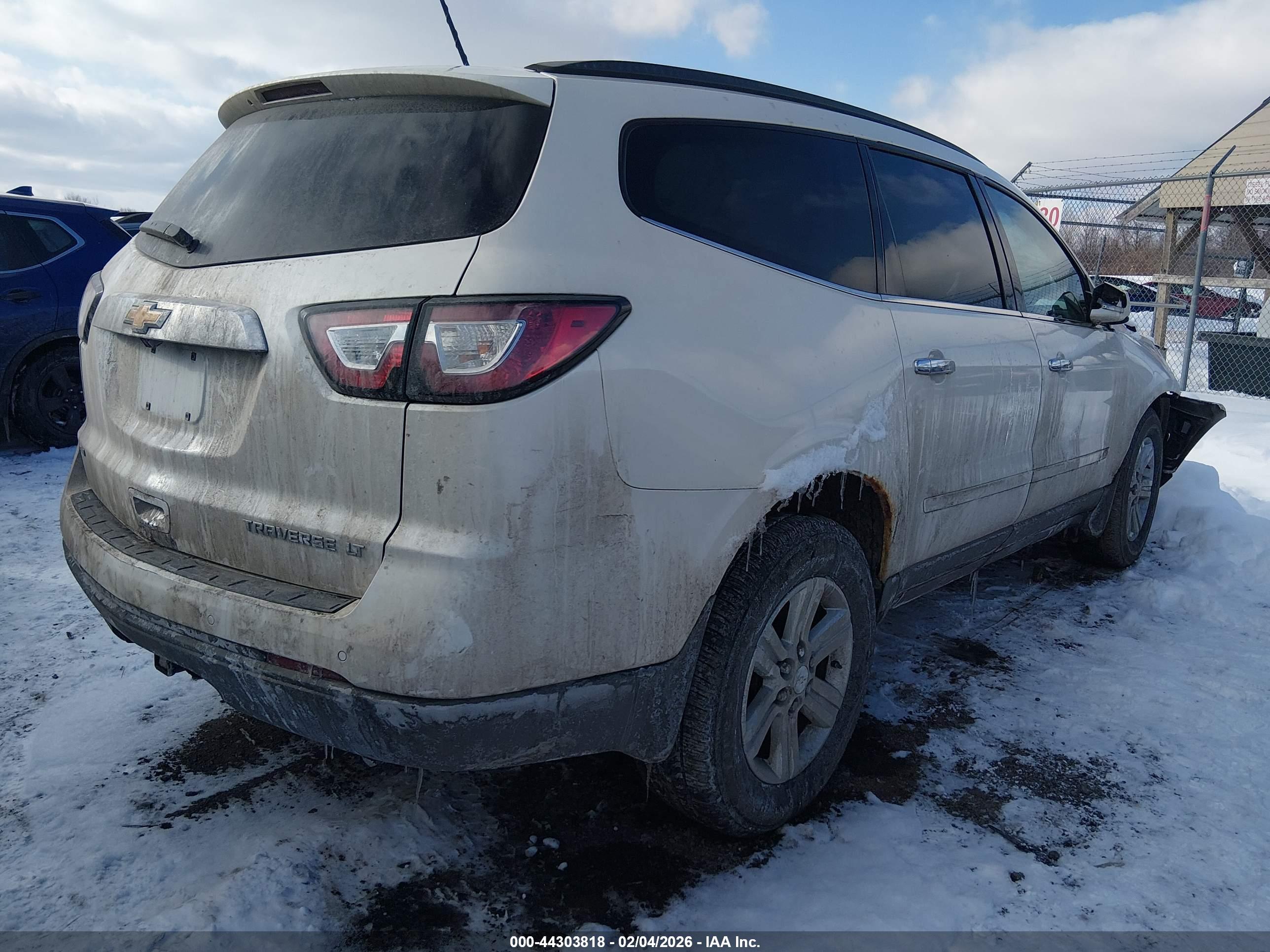 CHEVROLET TRAVERSE image 4