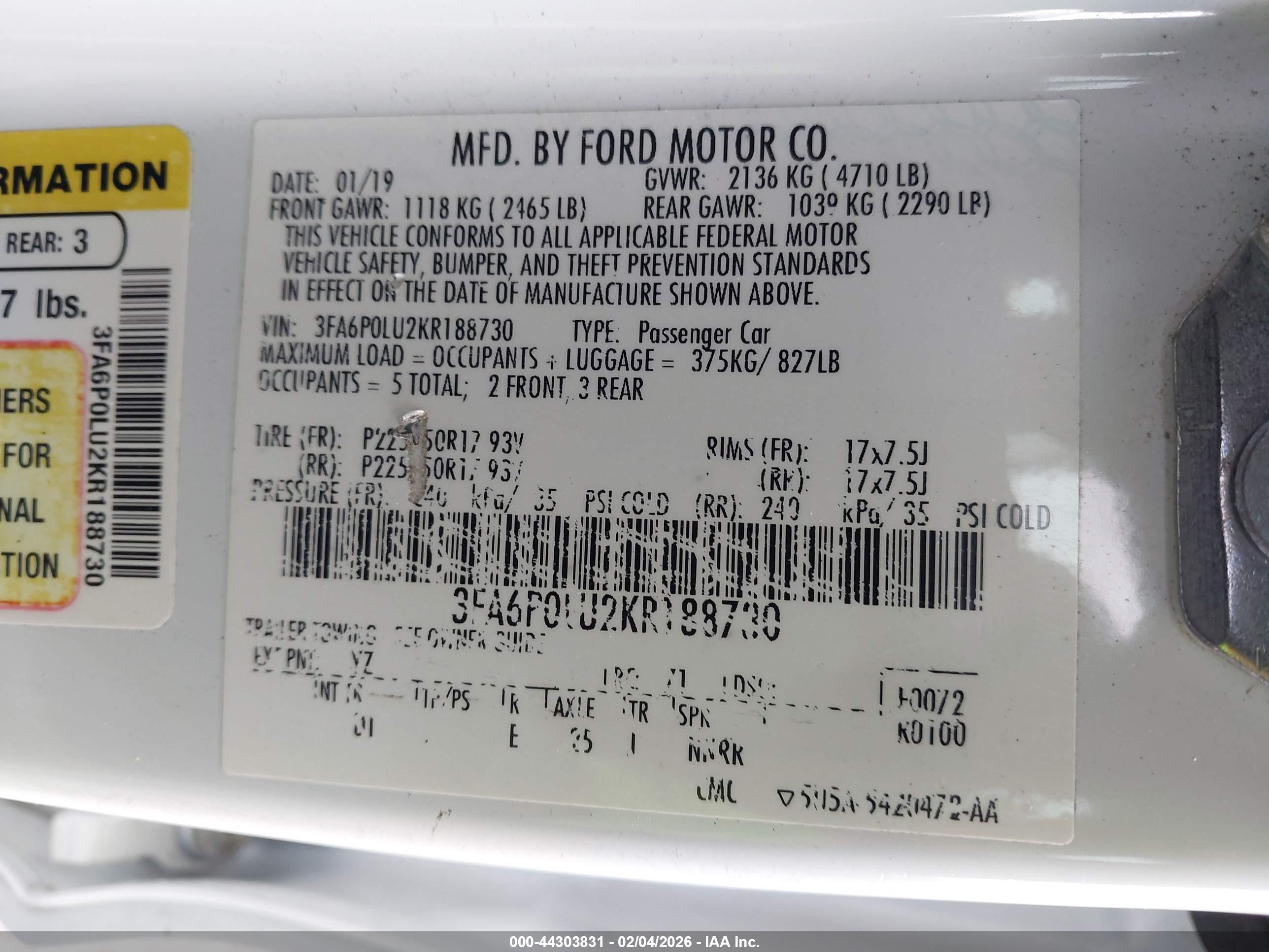 FORD FUSION image 9