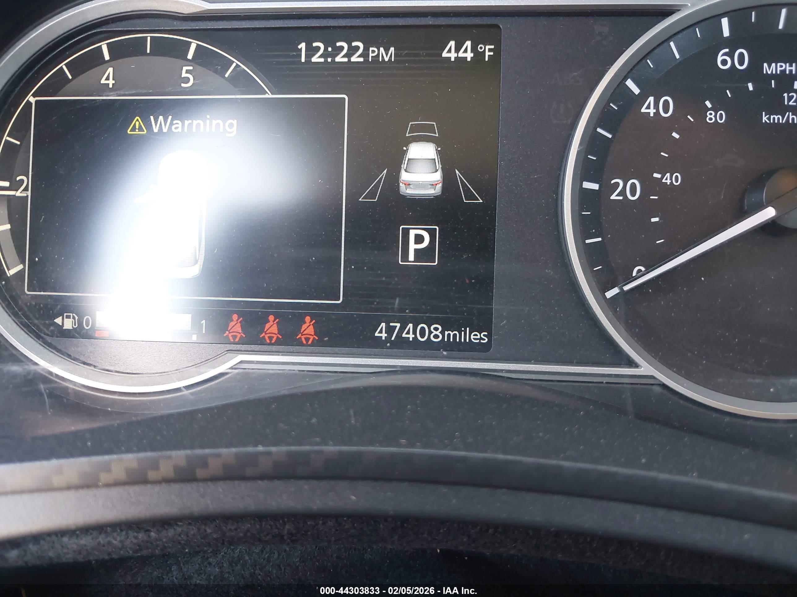 NISSAN VERSA image 7