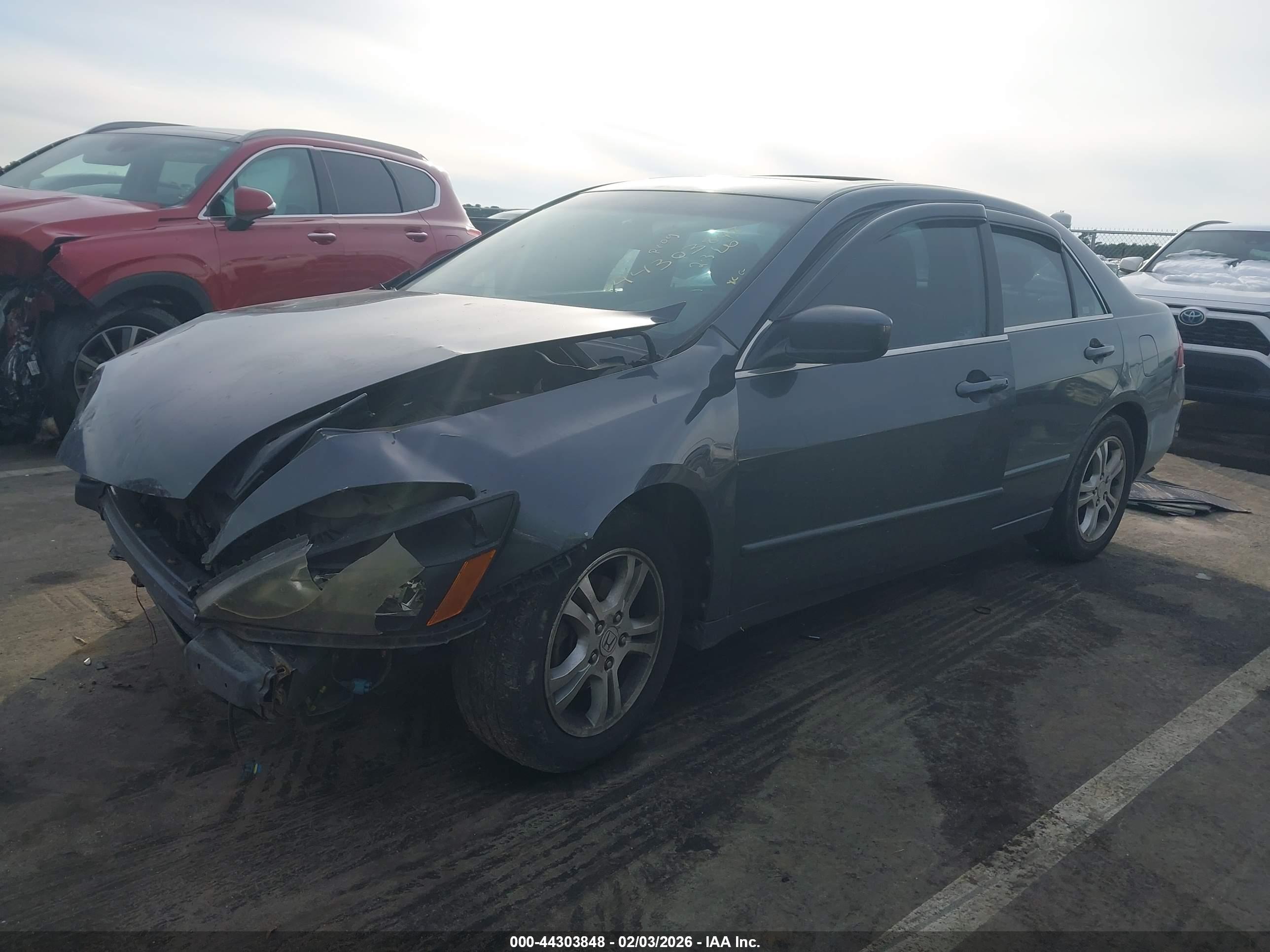 HONDA ACCORD image 2