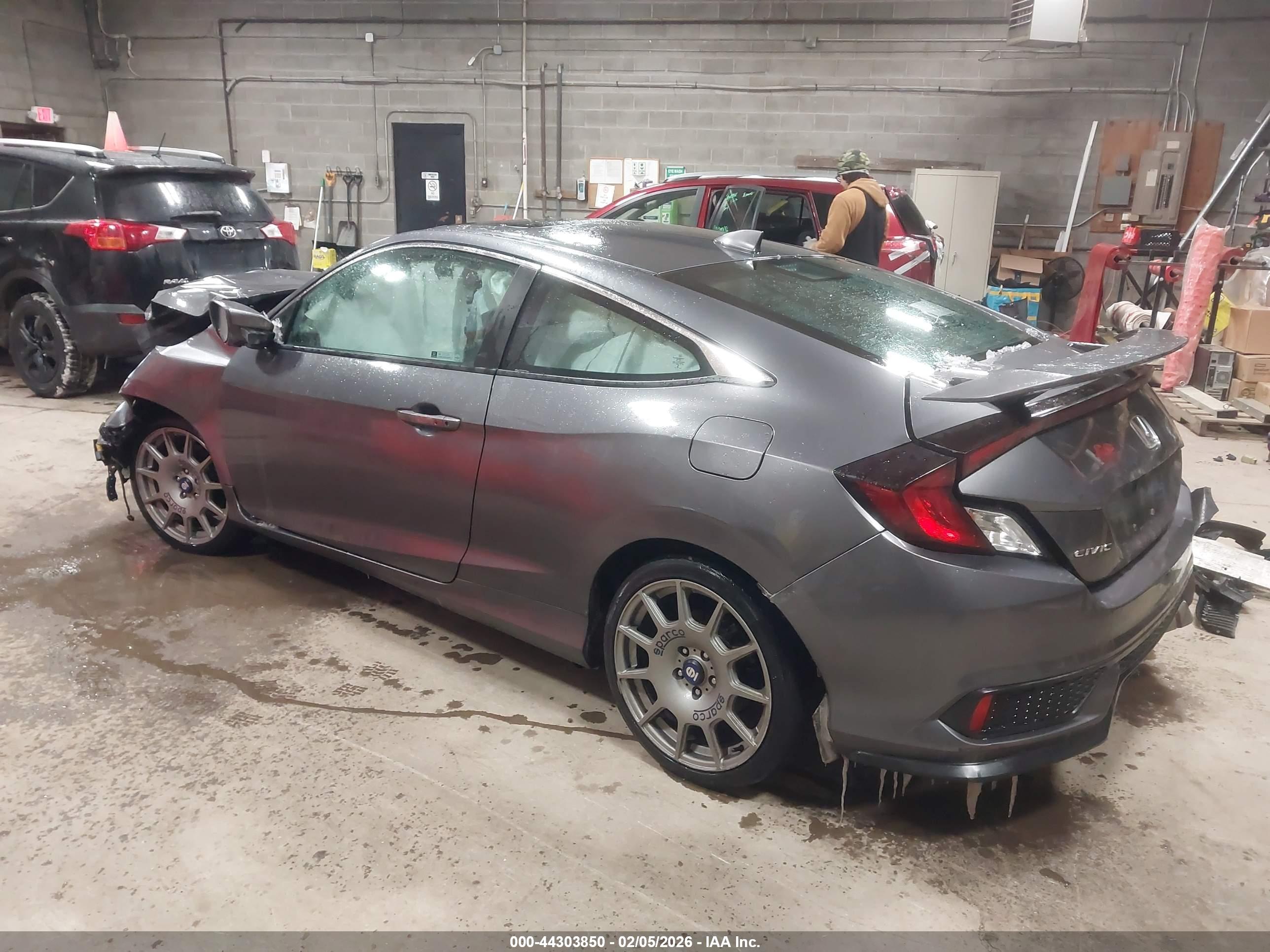 HONDA CIVIC image 3