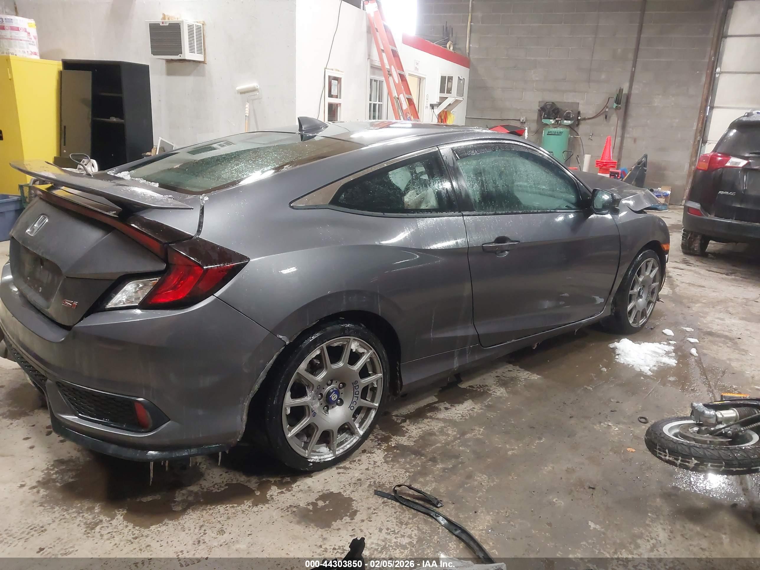 HONDA CIVIC image 4