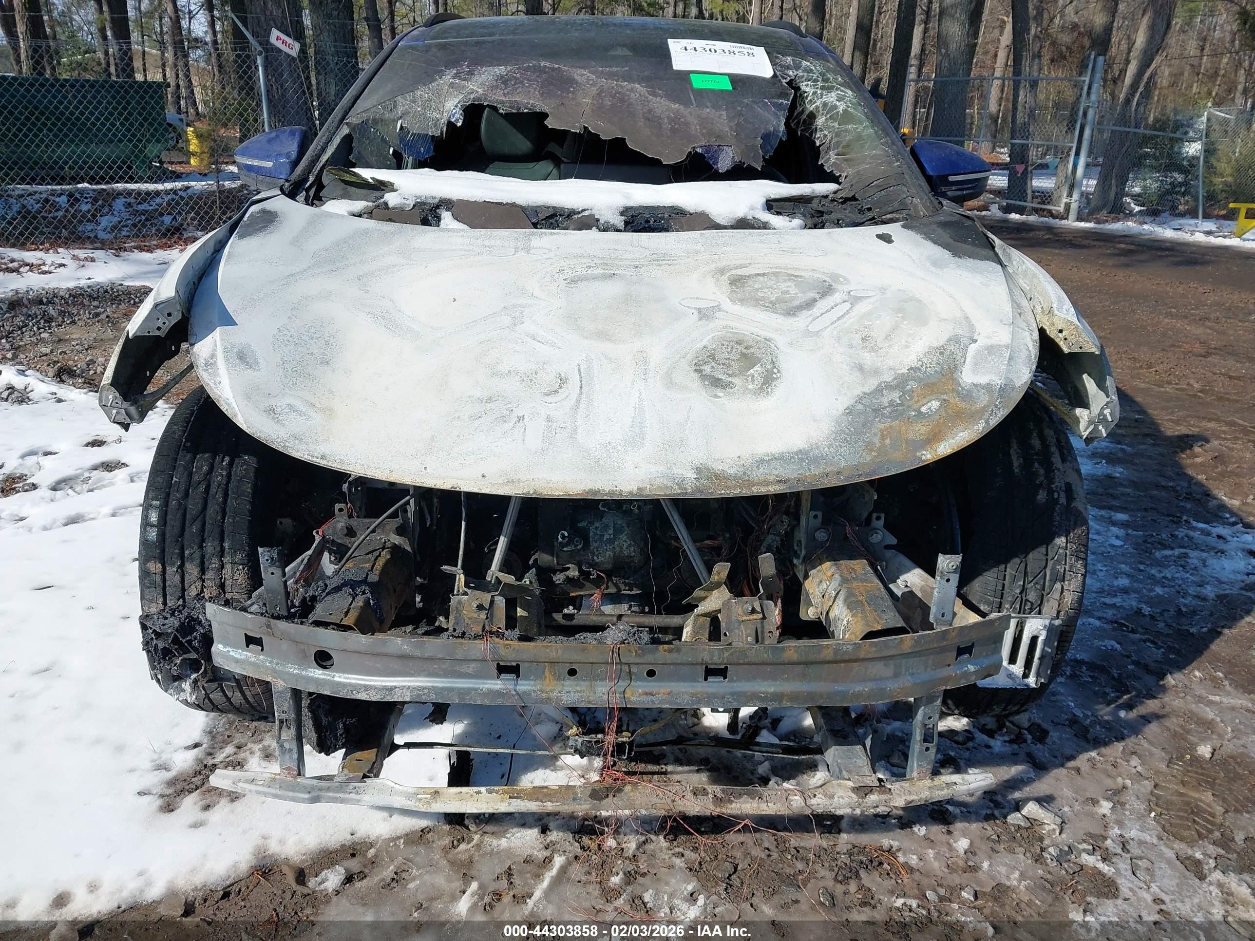 VOLKSWAGEN ID.4 image 6
