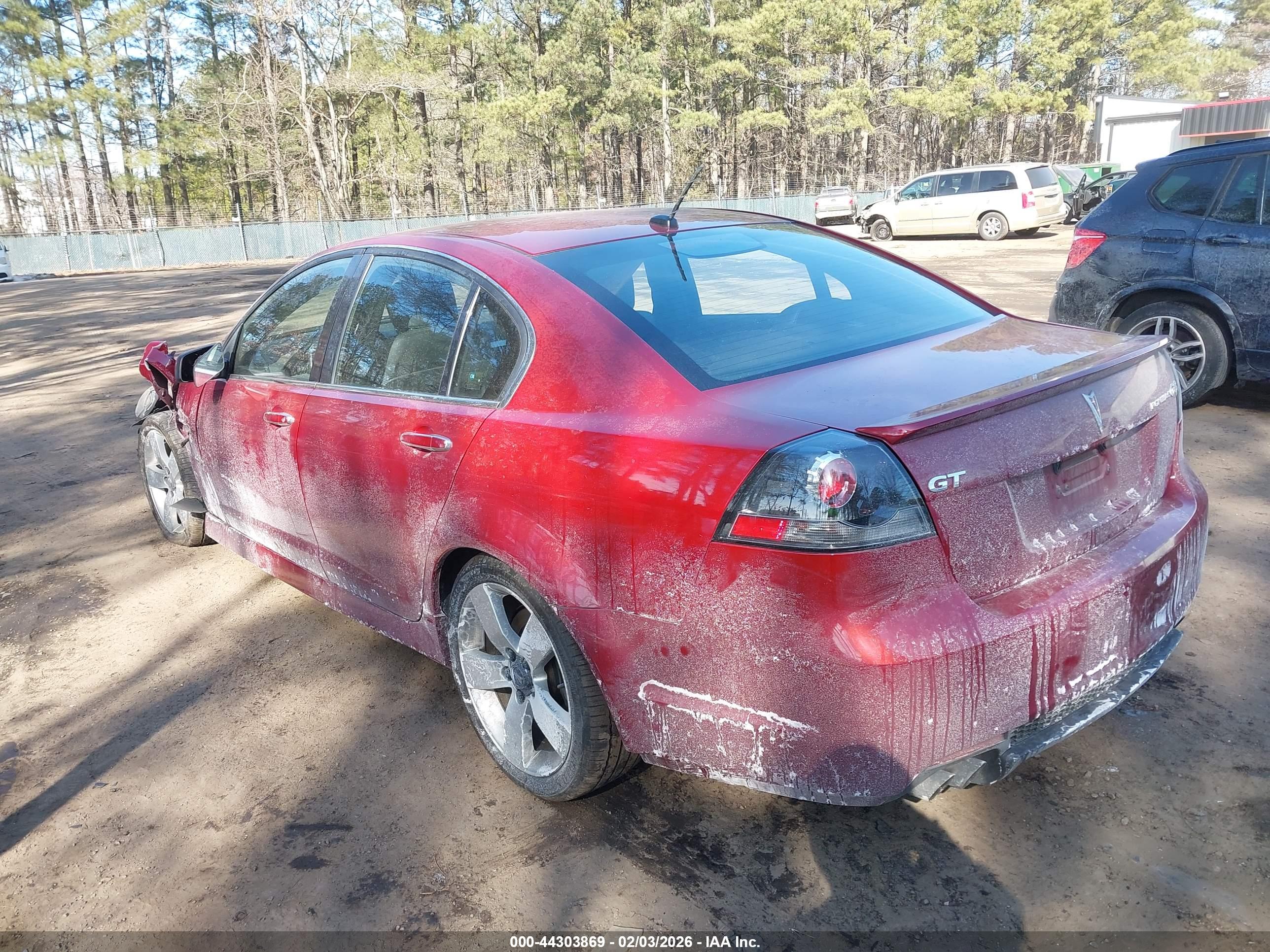 PONTIAC G8 image 3