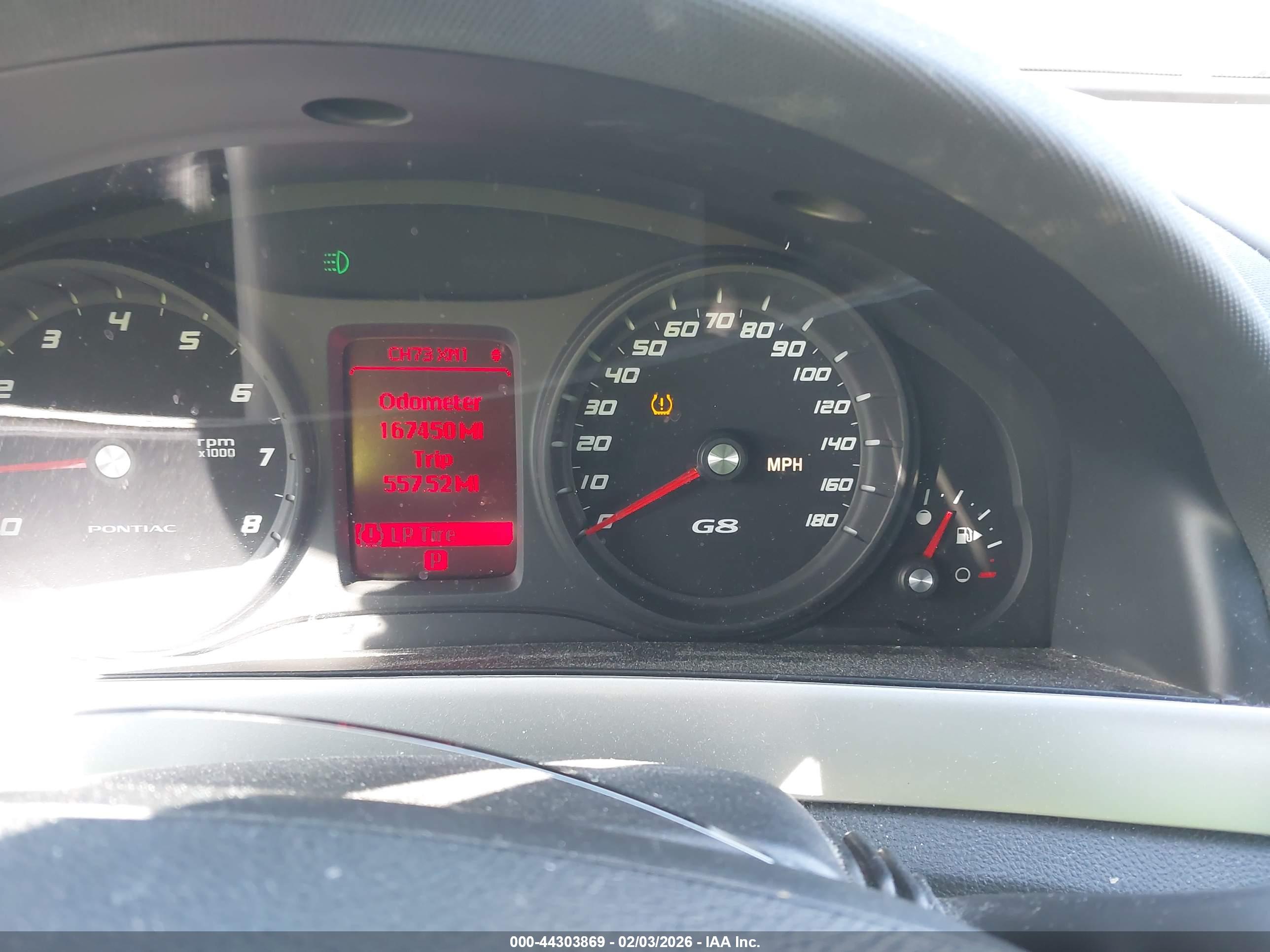 PONTIAC G8 image 7