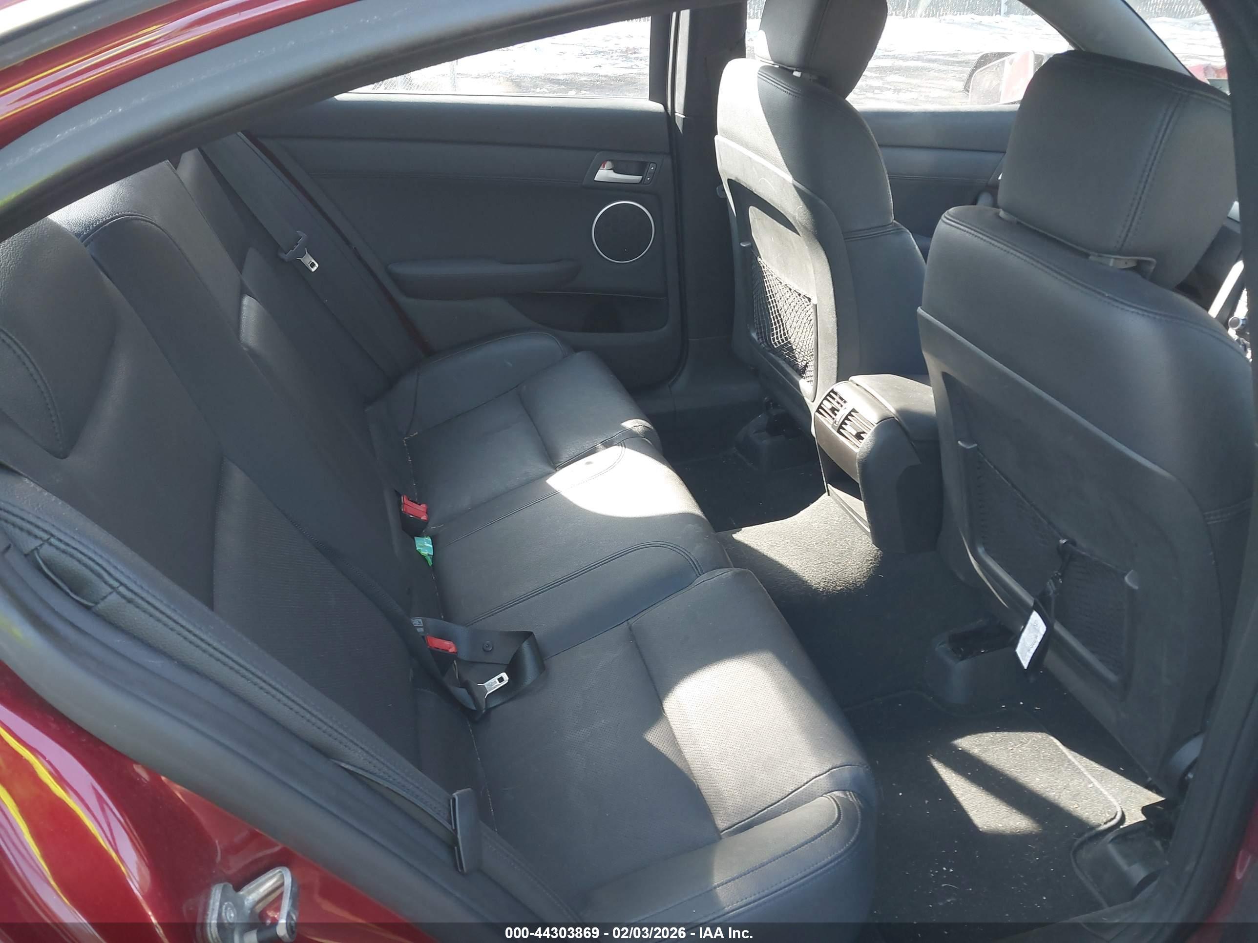 PONTIAC G8 image 8