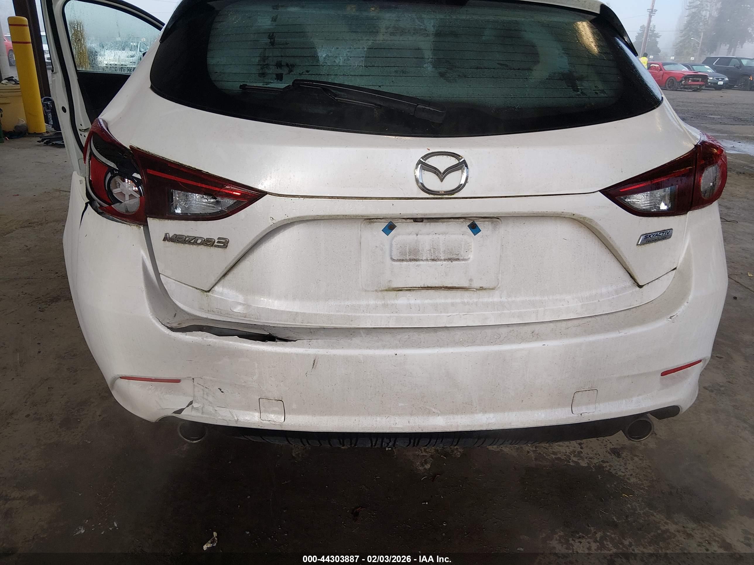 MAZDA MAZDA3 image 6