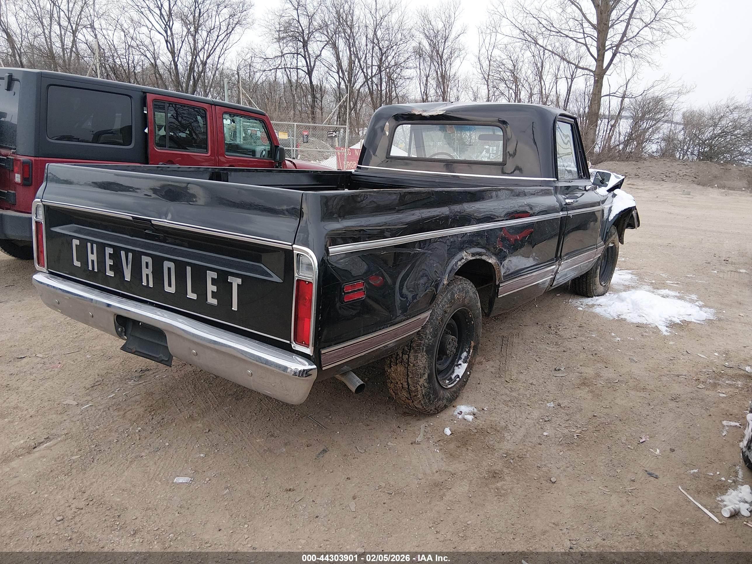 CHEVY C10 image 4