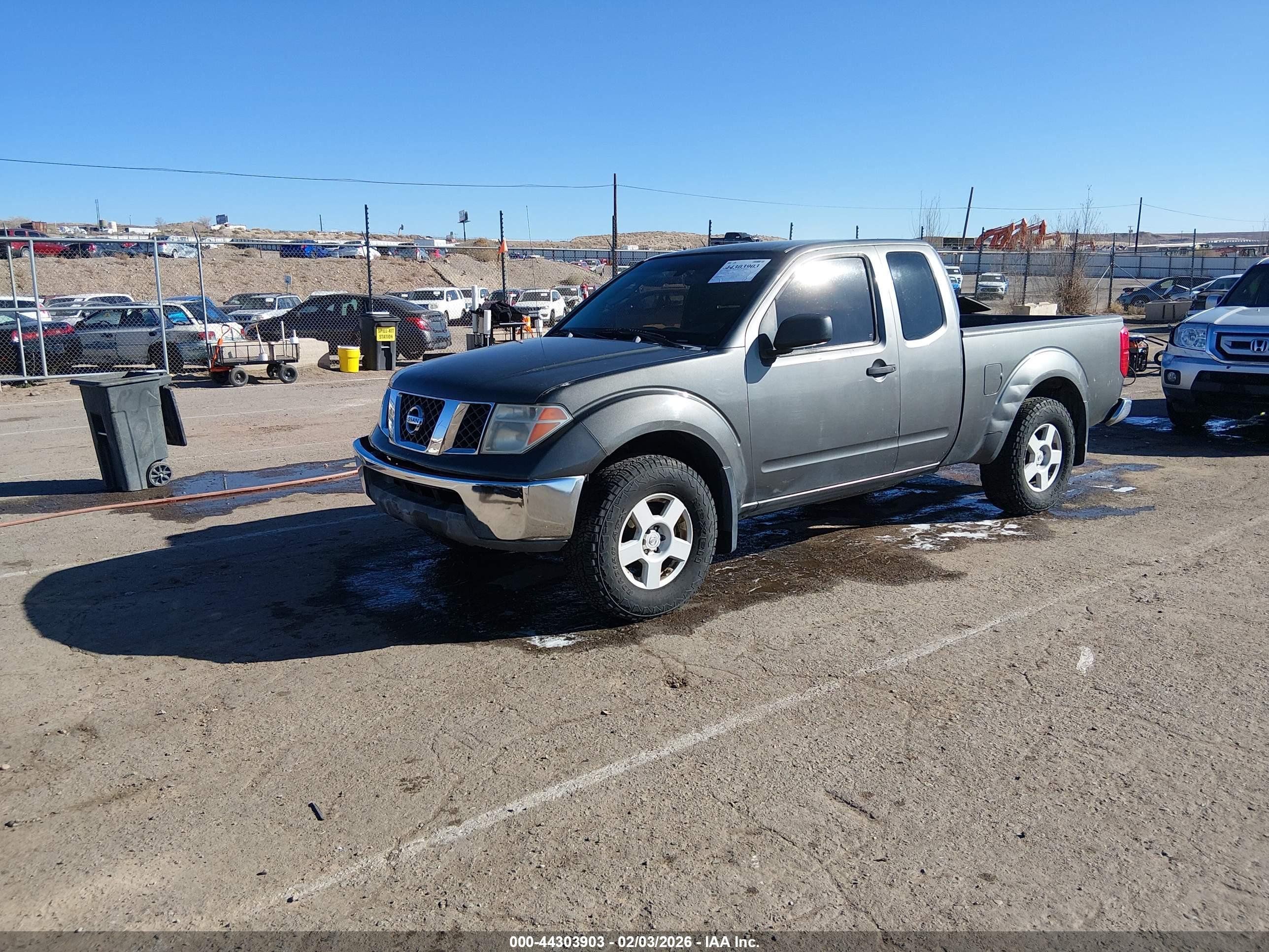 NISSAN FRONTIER image 2