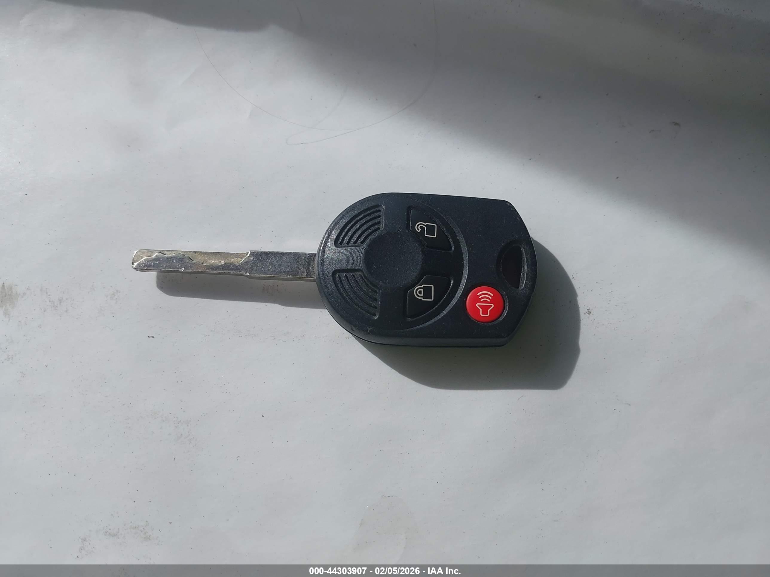 FORD ESCAPE image 11