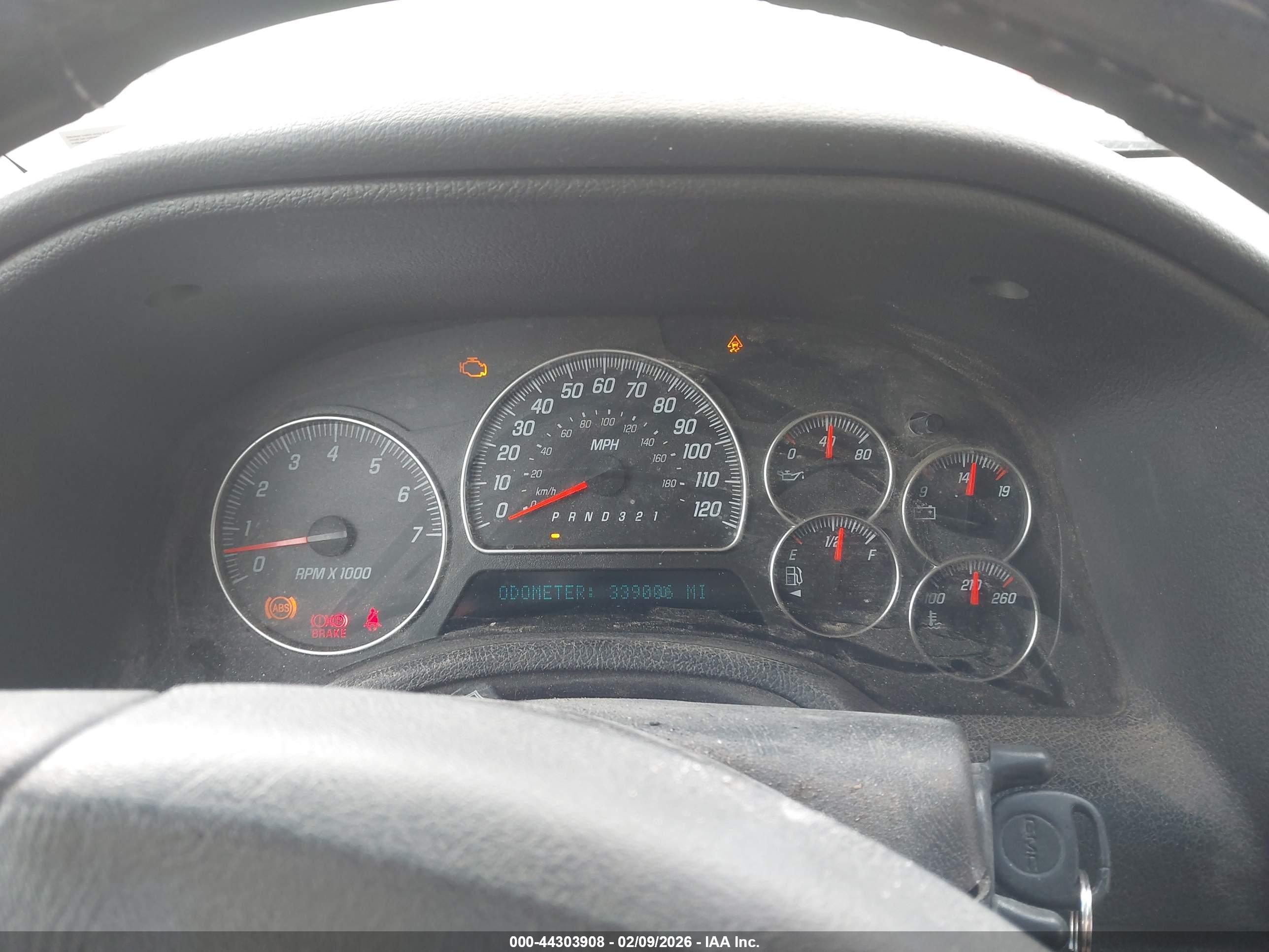 GMC ENVOY image 7