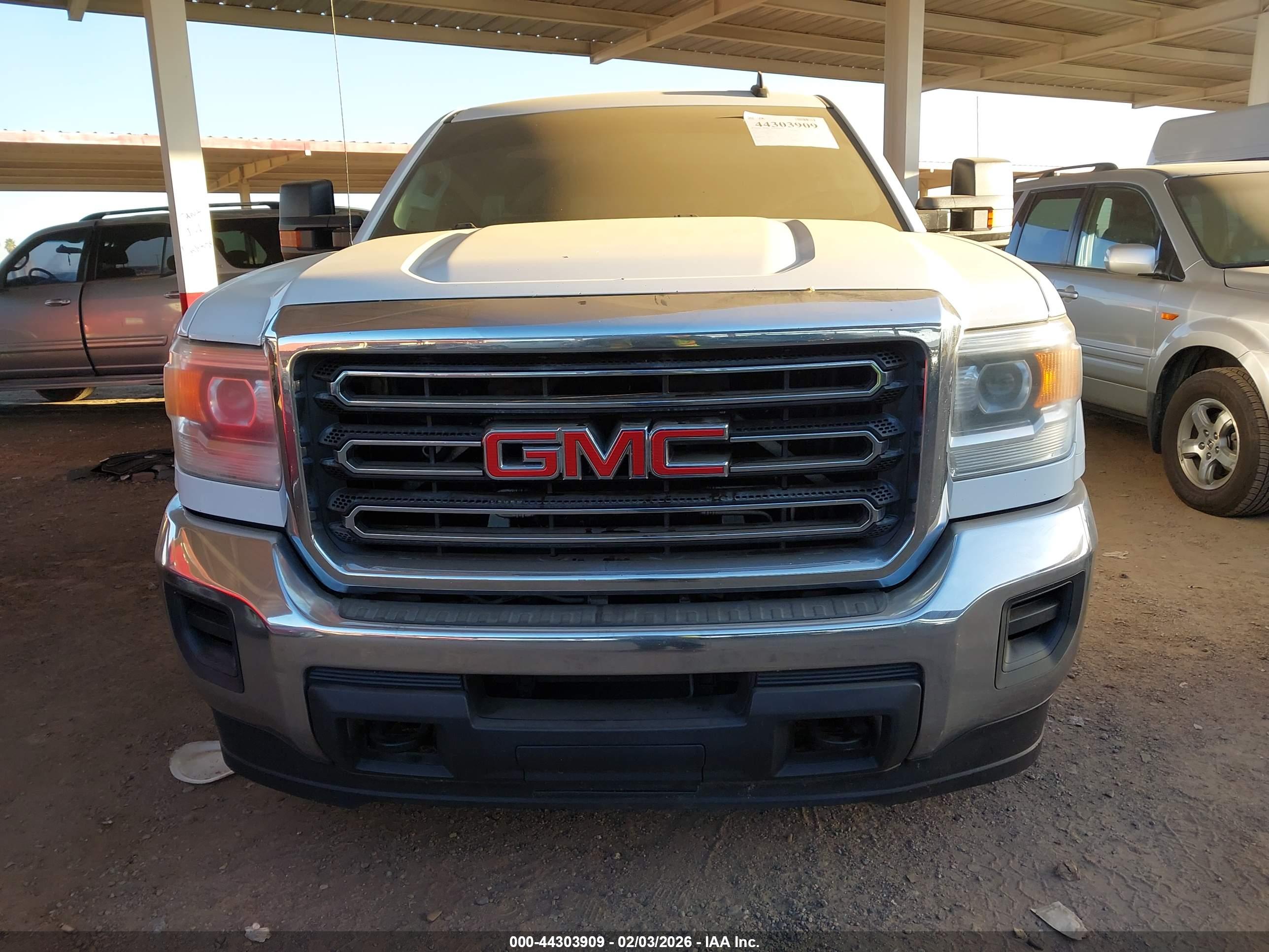 GMC SIERRA image 6