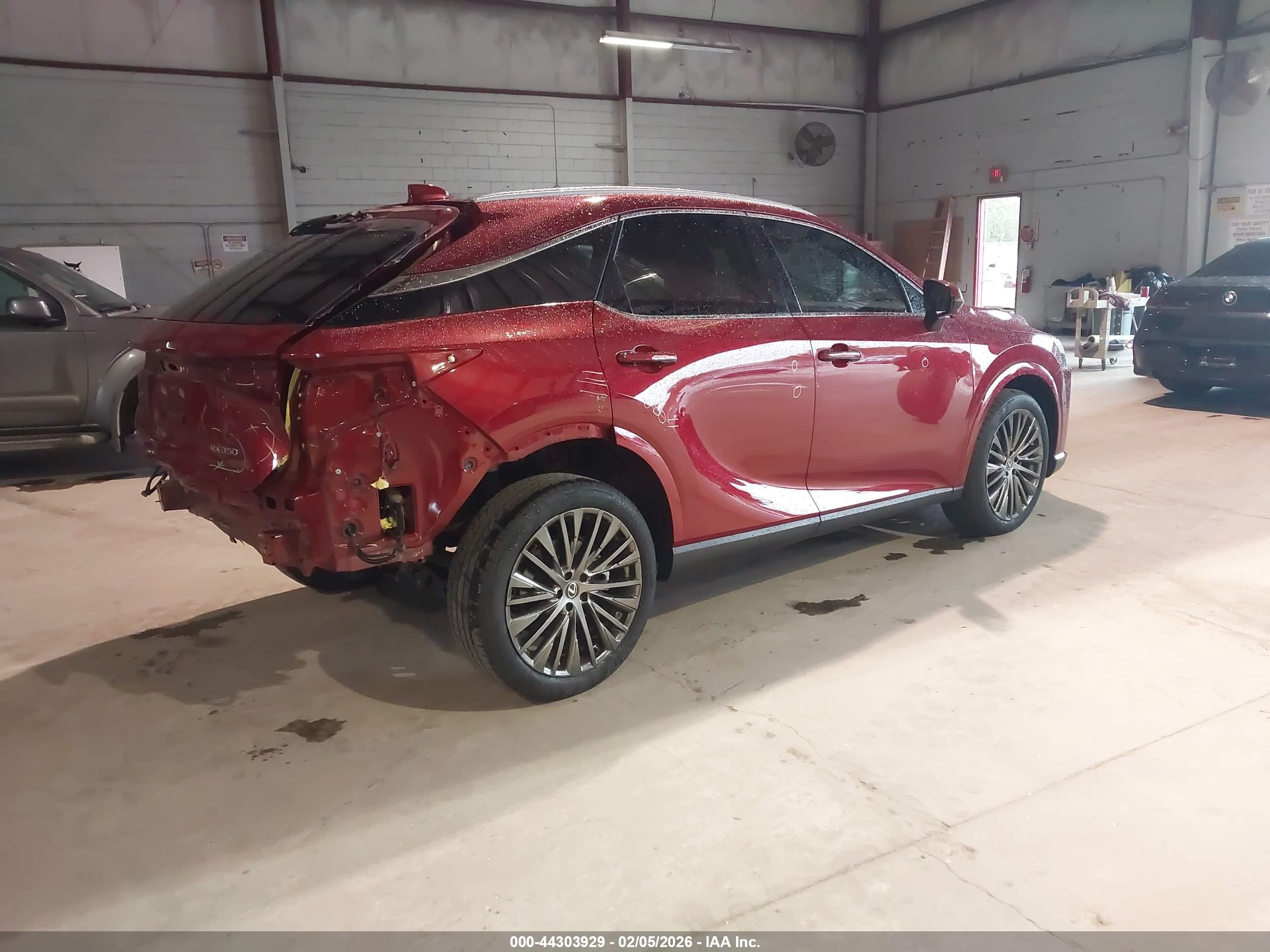 LEXUS RX image 4
