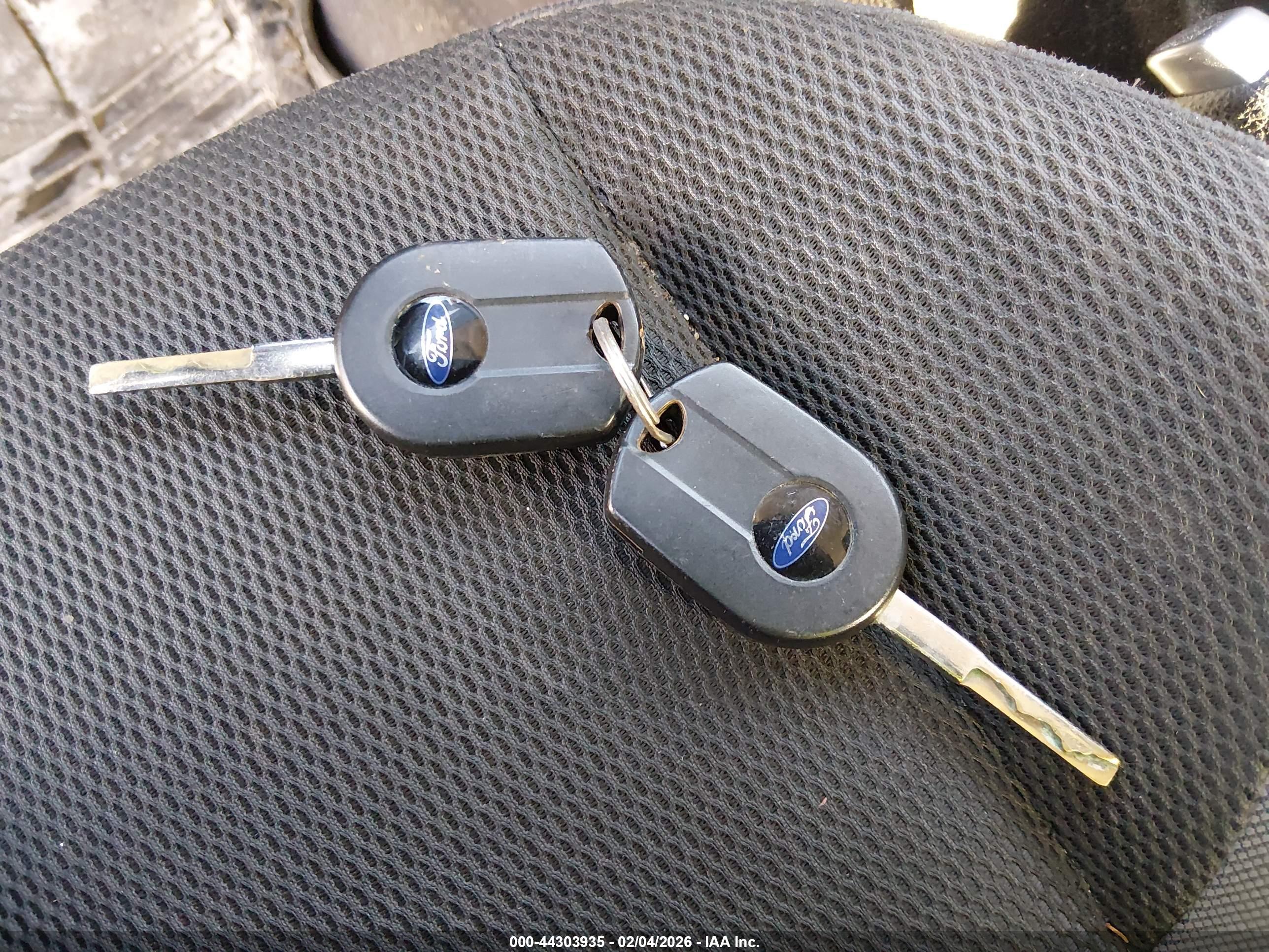 FORD FOCUS image 11
